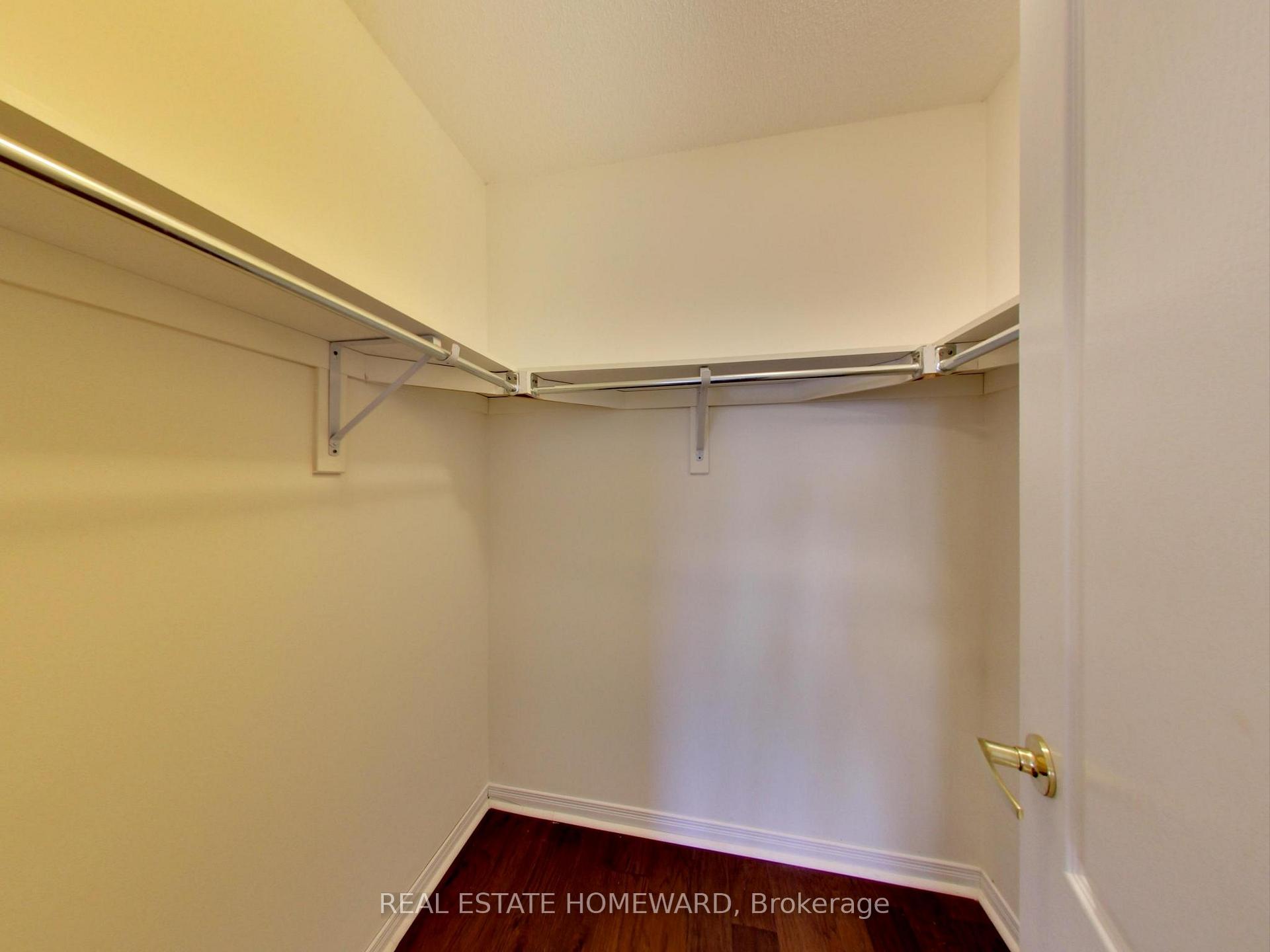 Photo 24 of 105 Chasser Drive, Markham, Greensborough — HOMEH