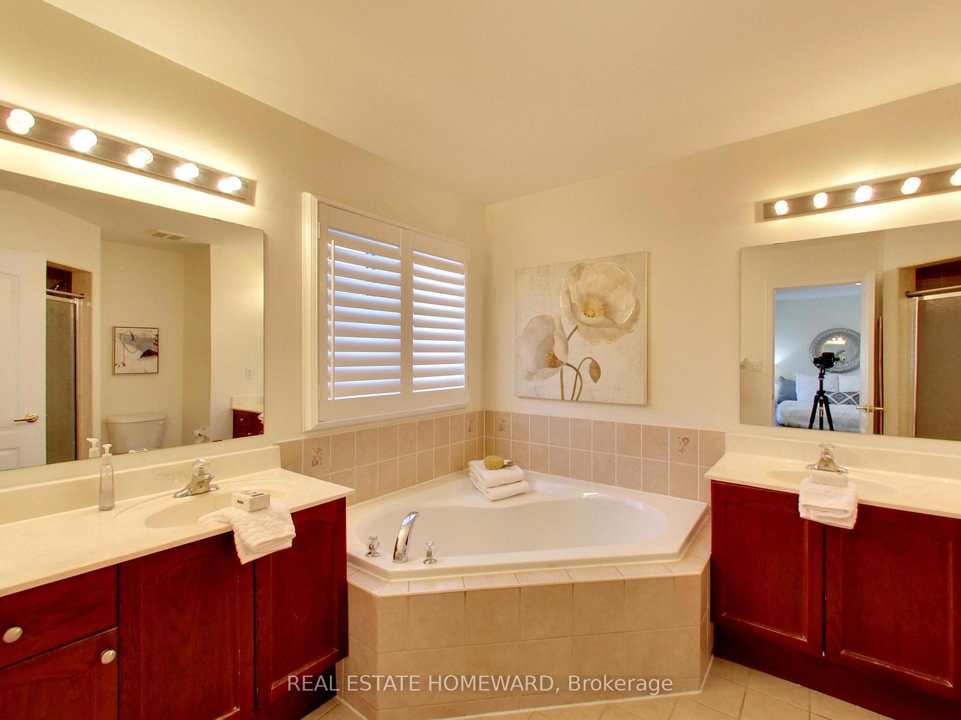 Photo 25 of 105 Chasser Drive, Markham, Greensborough — HOMEH