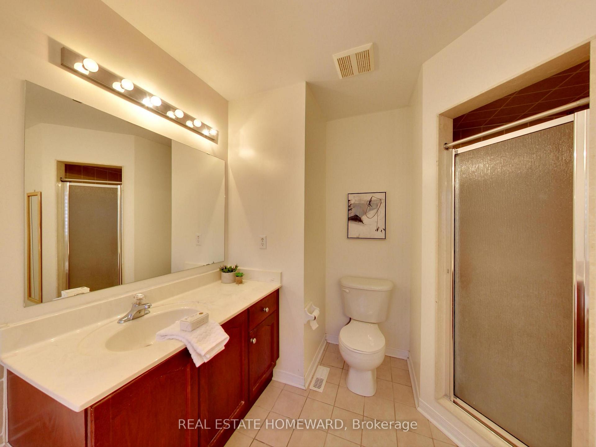 Photo 26 of 105 Chasser Drive, Markham, Greensborough — HOMEH