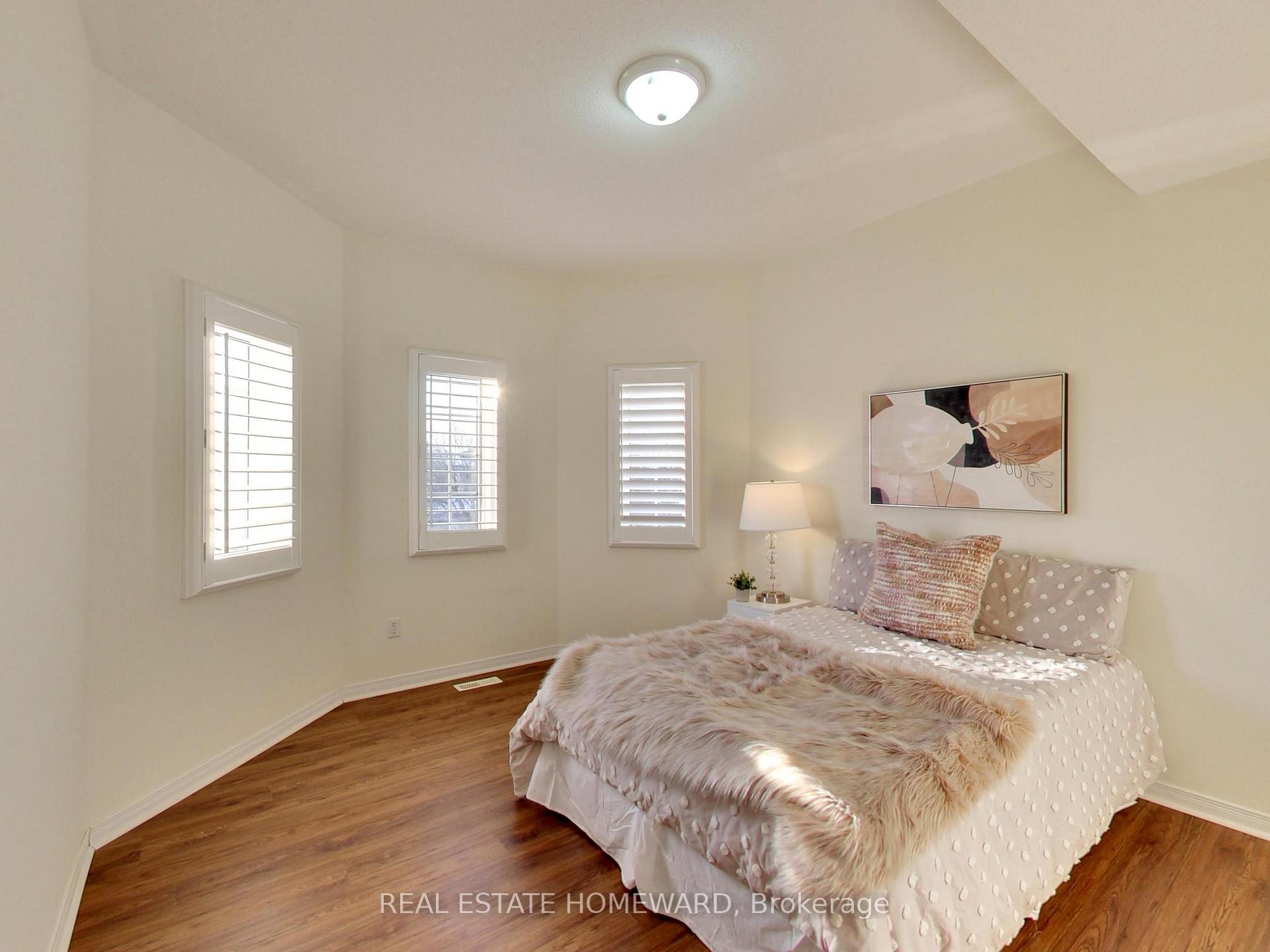 Photo 29 of 105 Chasser Drive, Markham, Greensborough — HOMEH