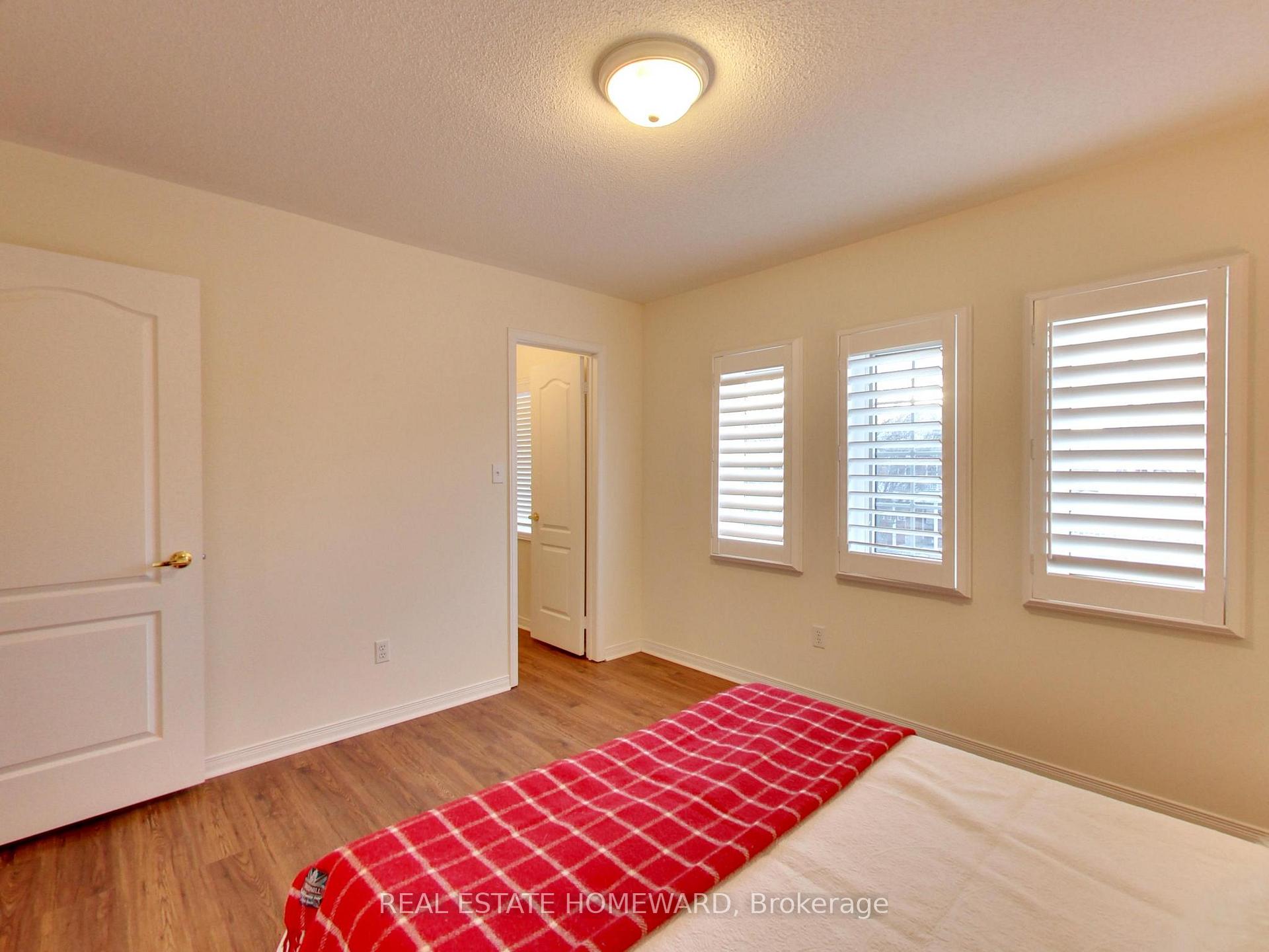 Photo 31 of 105 Chasser Drive, Markham, Greensborough — HOMEH