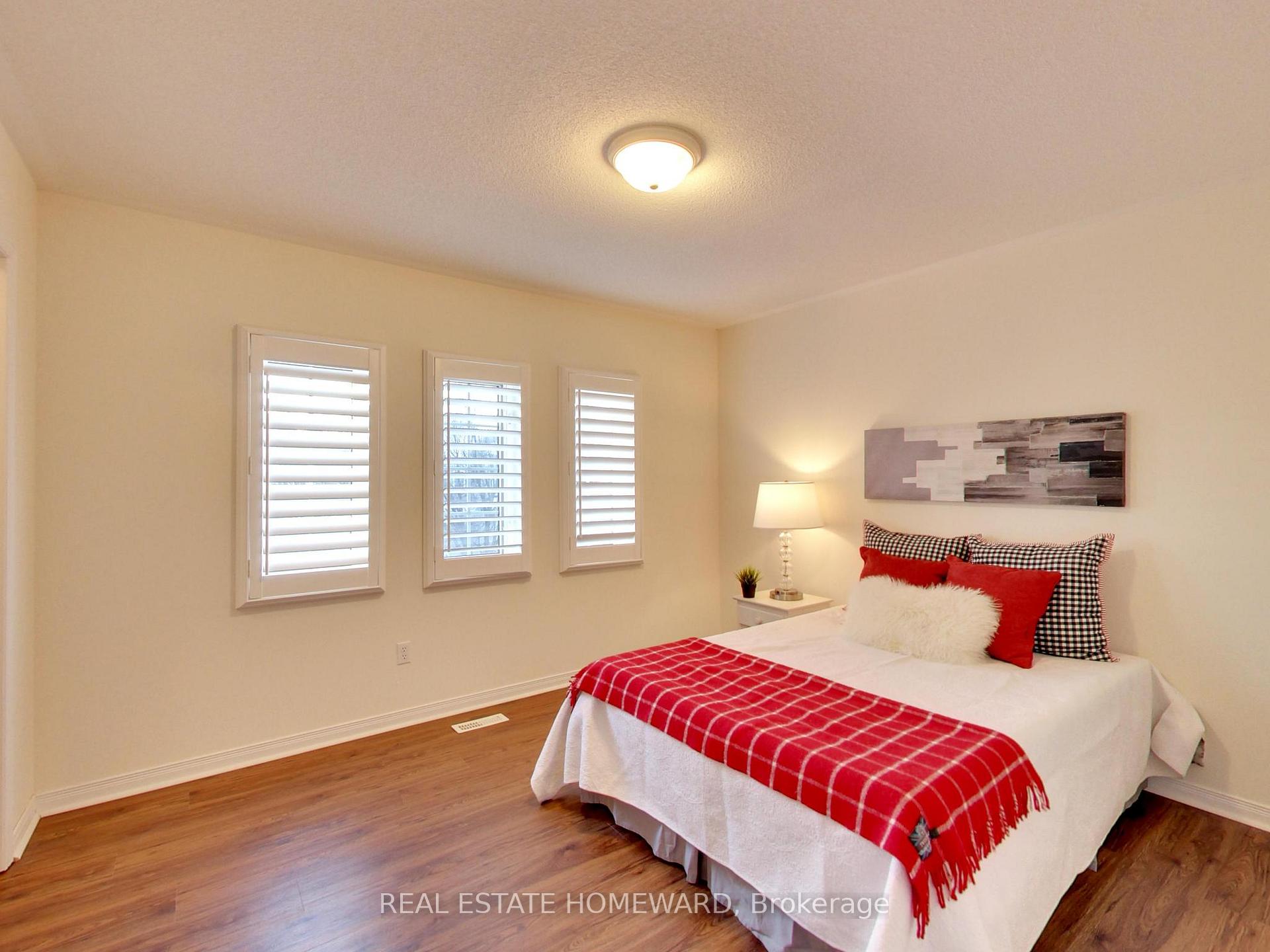 Photo 32 of 105 Chasser Drive, Markham, Greensborough — HOMEH