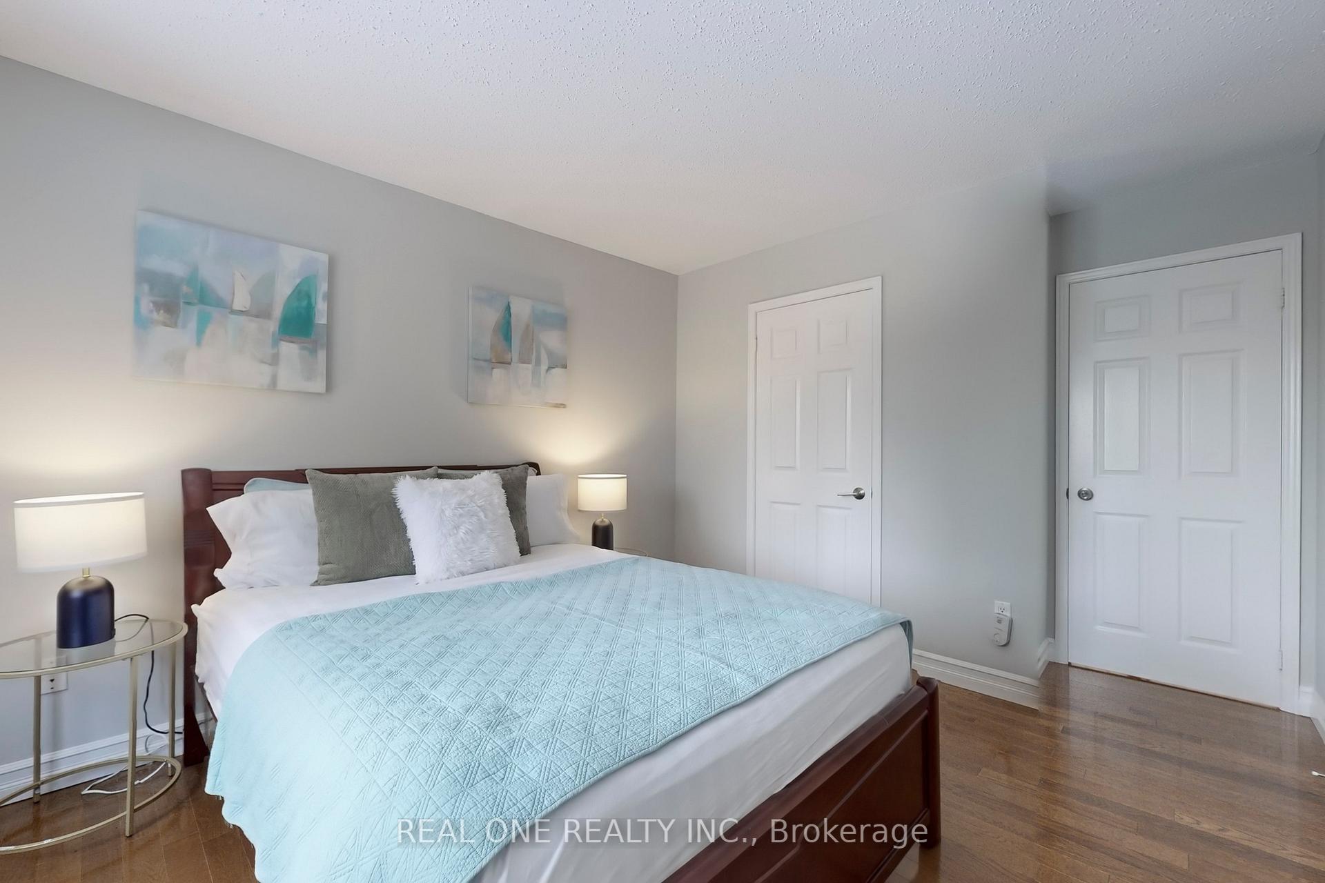 Photo 25 of 27 Aitken Circle, Markham, Unionville — HOMEH