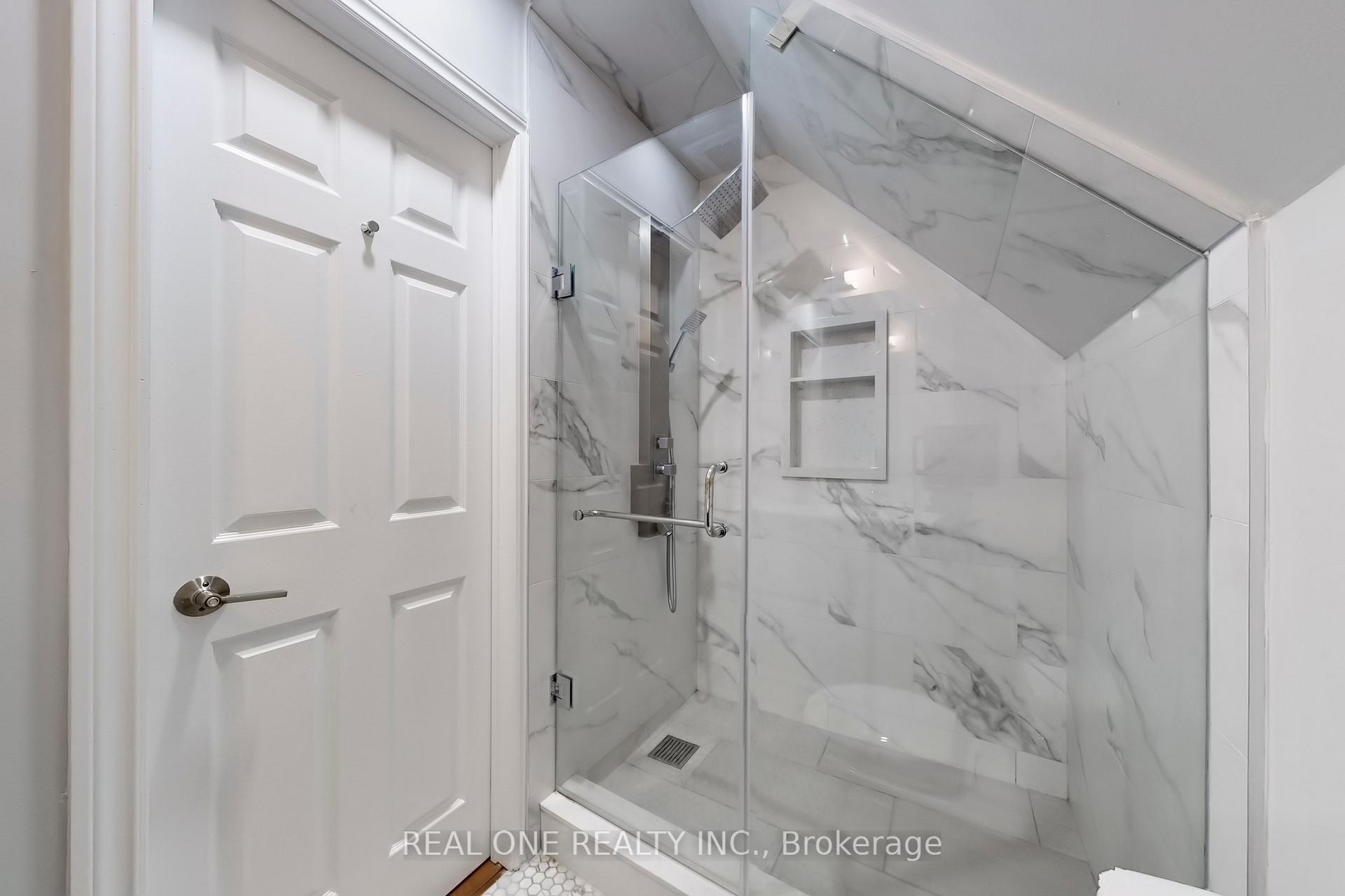 Photo 31 of 27 Aitken Circle, Markham, Unionville — HOMEH
