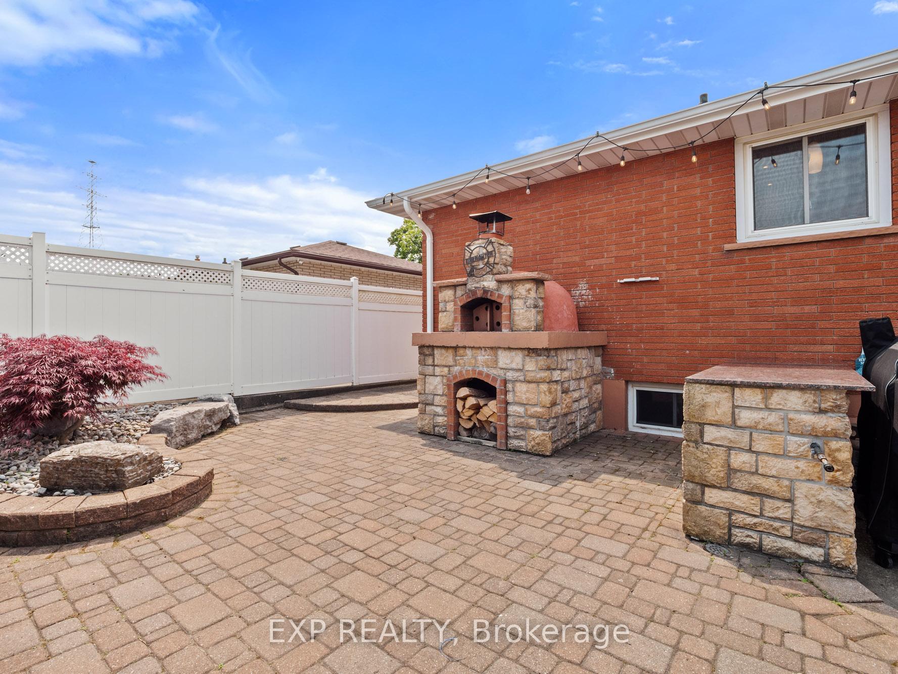 Photo 72 of 653 Lincoln Street, Welland, Lincoln/Crowland — HOMEH