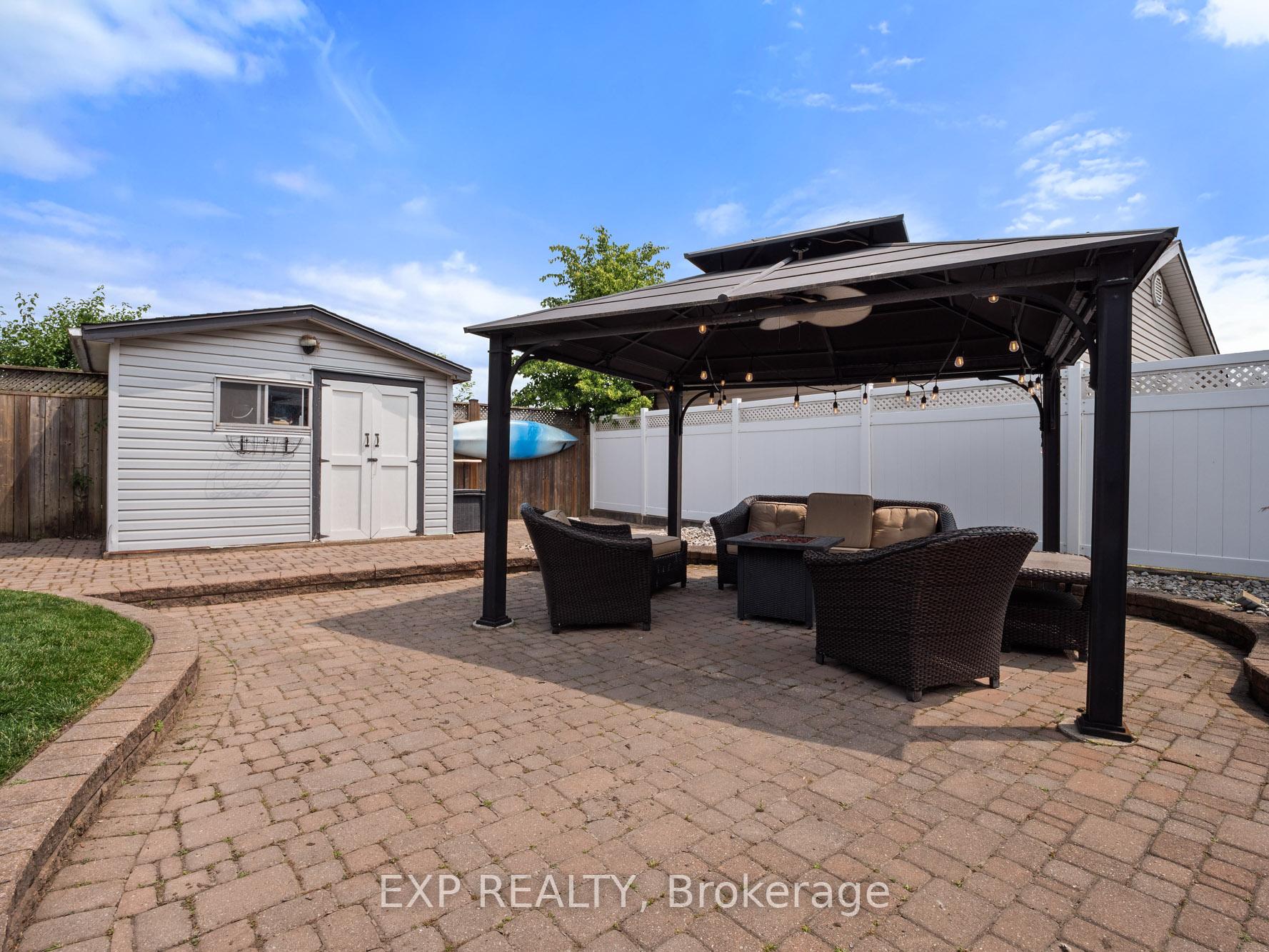 Photo 51 of 653 Lincoln Street, Welland, Lincoln/Crowland — HOMEH