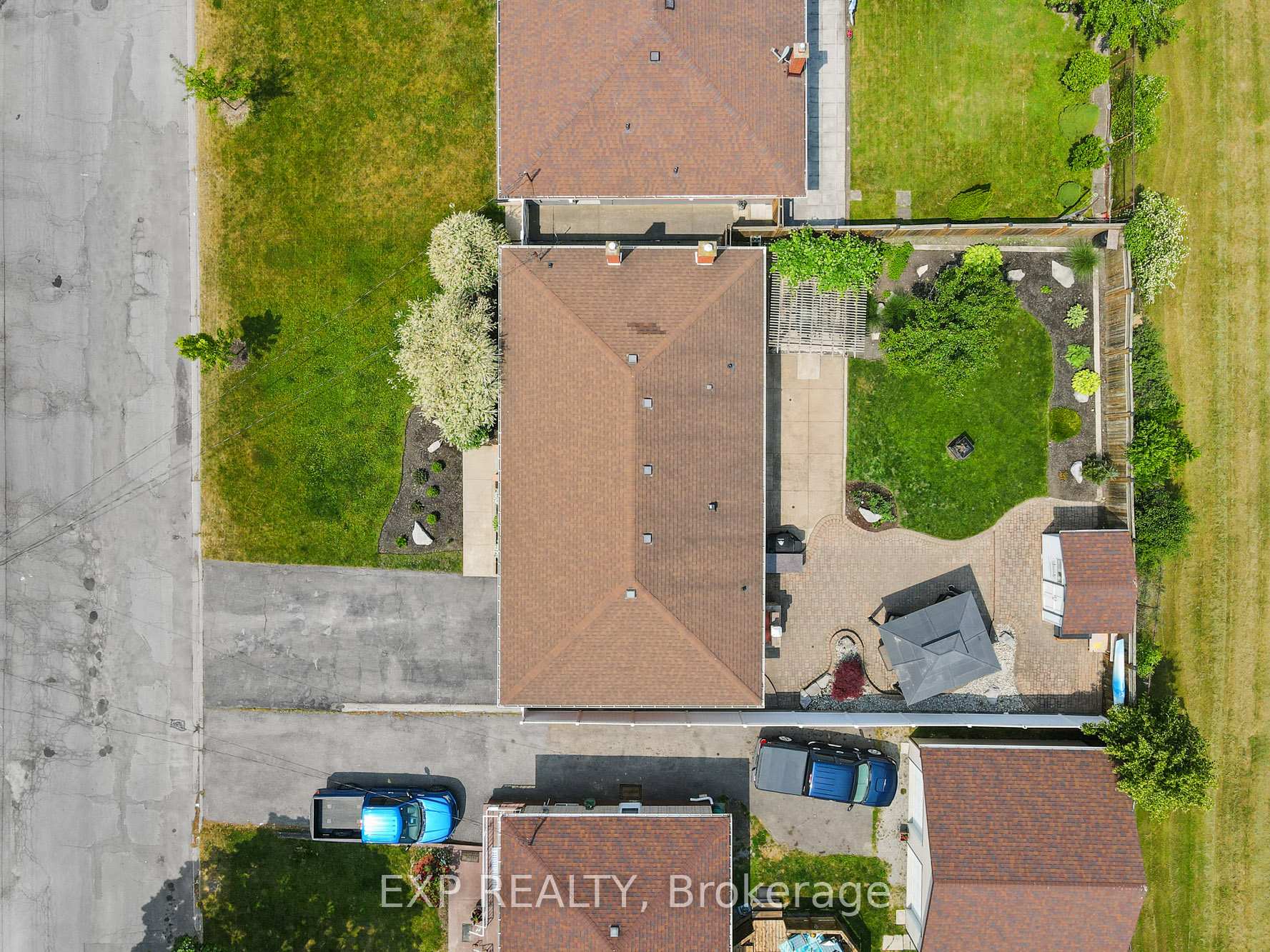 Photo 56 of 653 Lincoln Street, Welland, Lincoln/Crowland — HOMEH