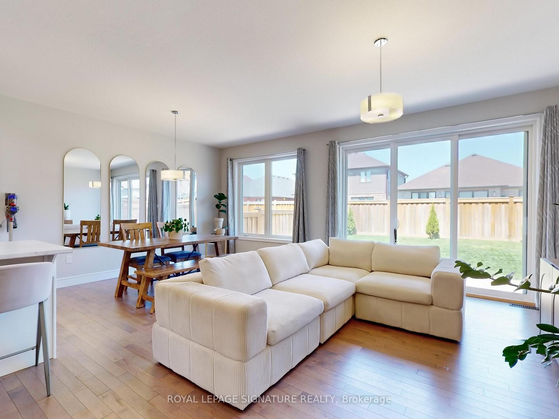 Photo 6 of 107 Tristan Crescent, Woolwich — HOMEH