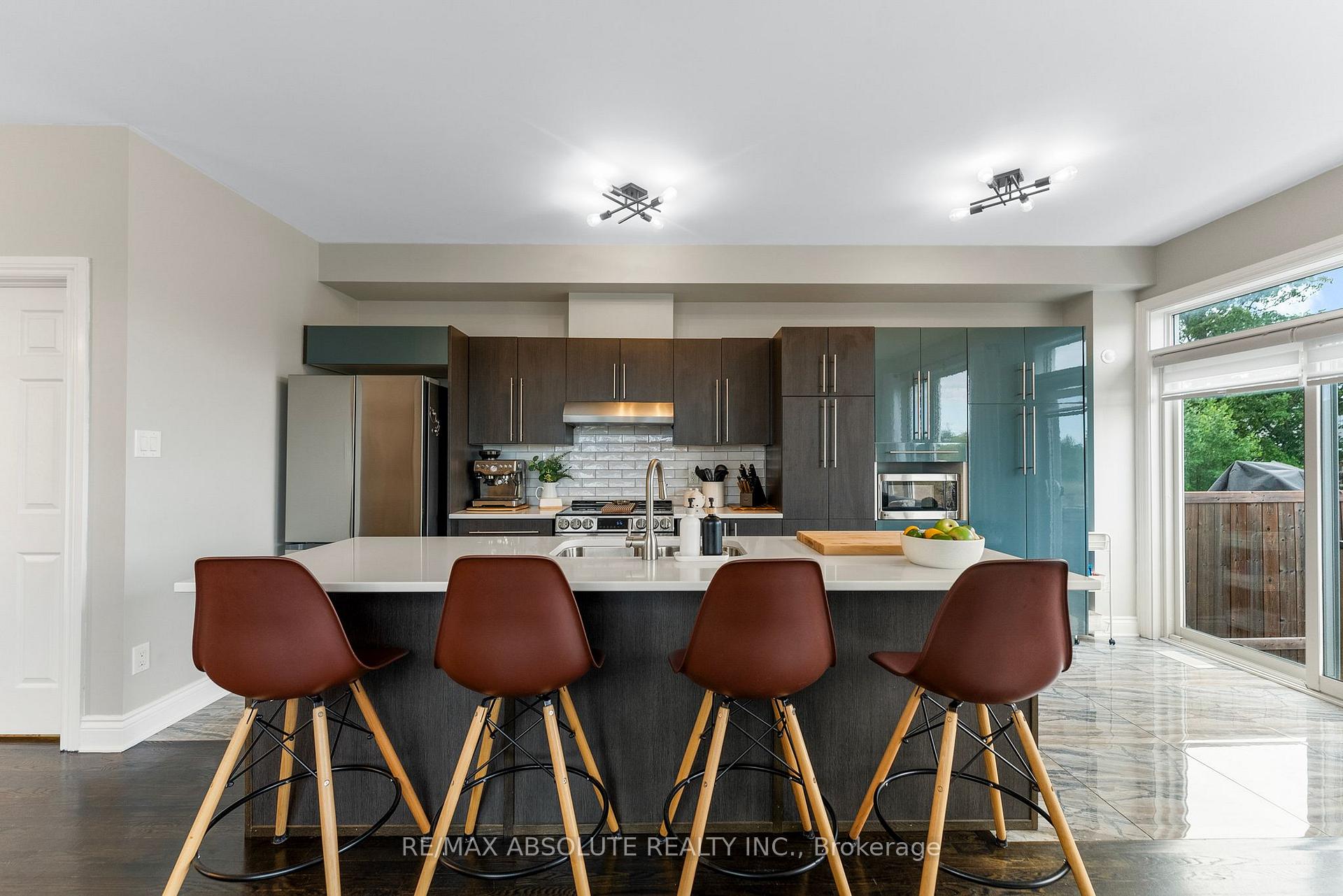 Photo 10 of 187 Desmond Trudeau Drive, Arnprior — HOMEH