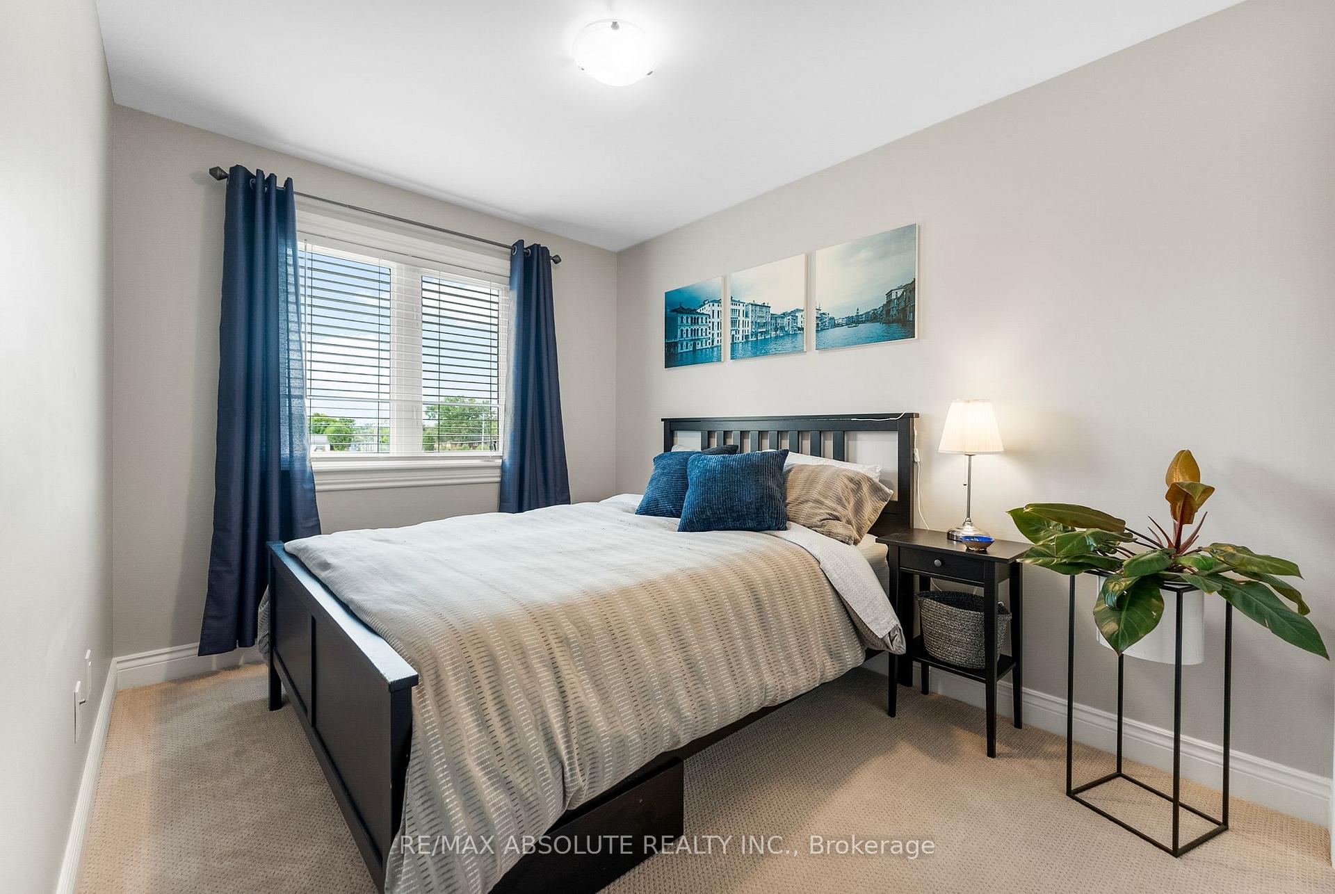 Photo 35 of 187 Desmond Trudeau Drive, Arnprior — HOMEH