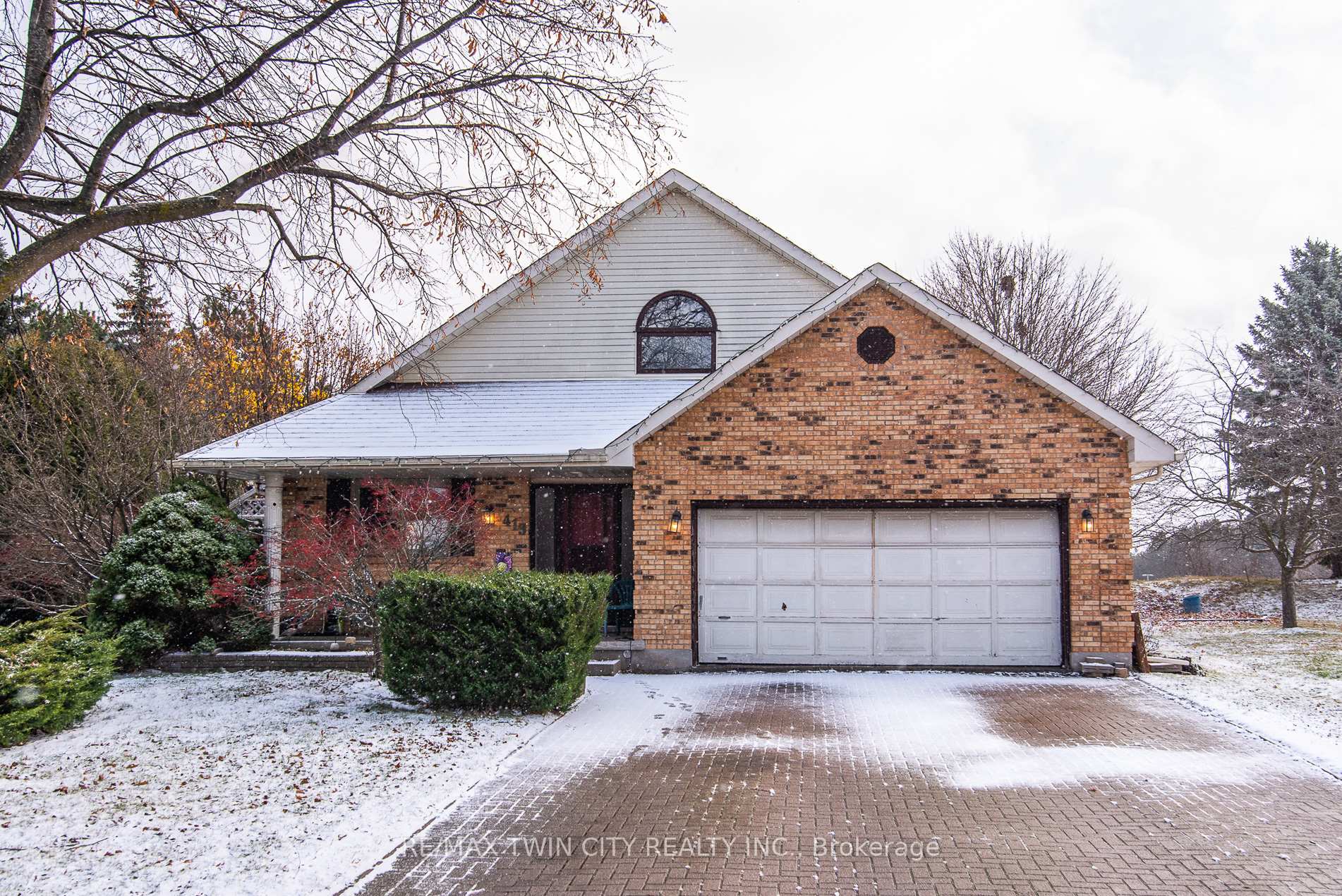 Photo 1 of 413 Foxhunt Place, Waterloo — HOMEH