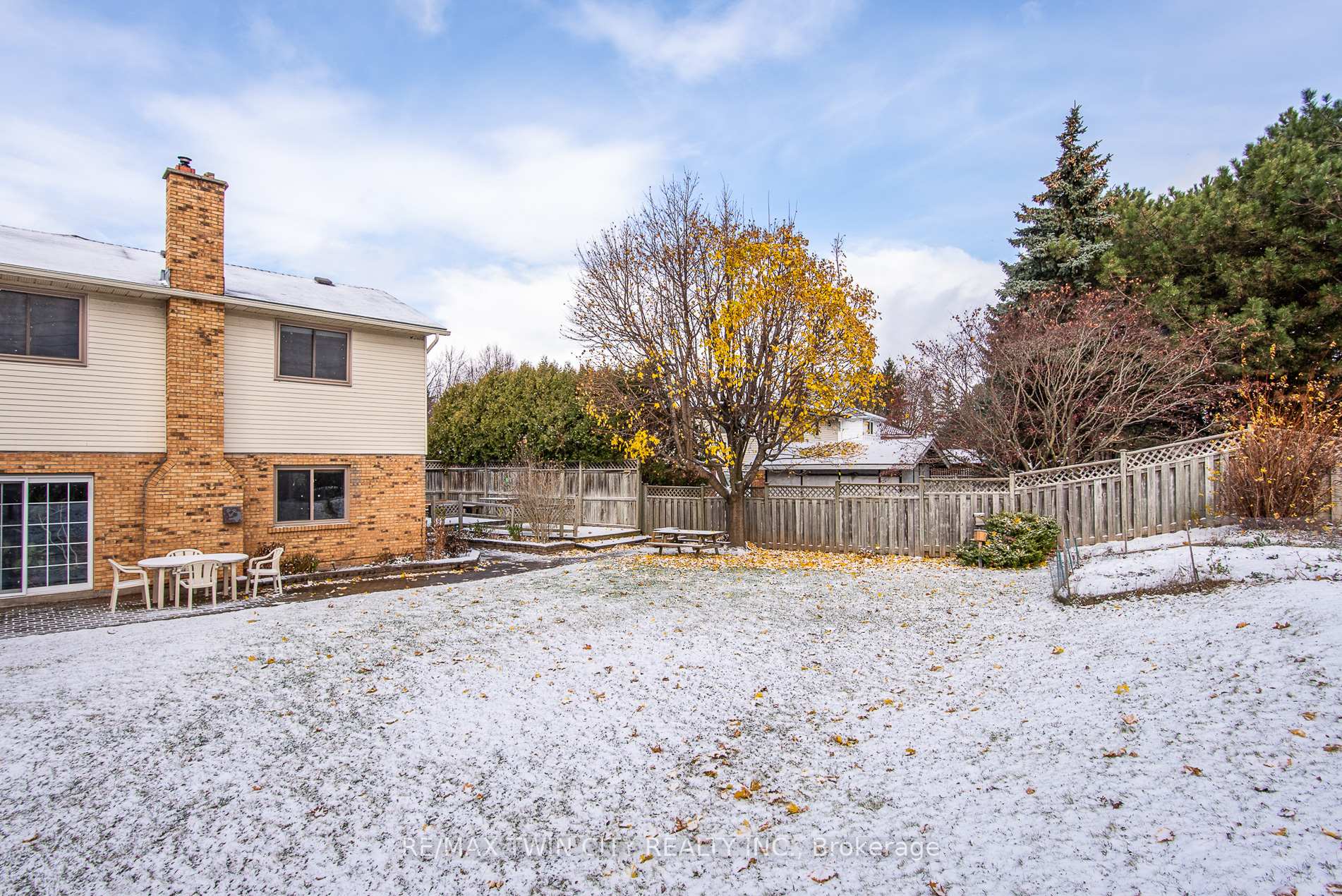 Photo 4 of 413 Foxhunt Place, Waterloo — HOMEH