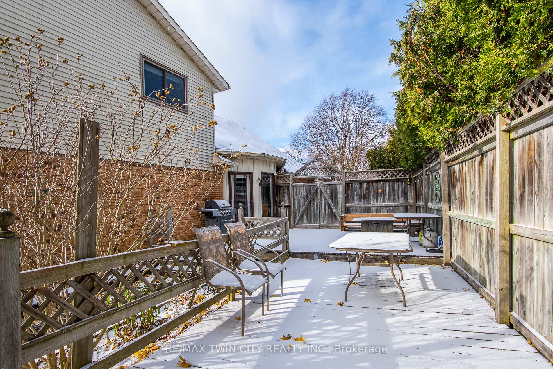 Photo 7 of 413 Foxhunt Place, Waterloo — HOMEH