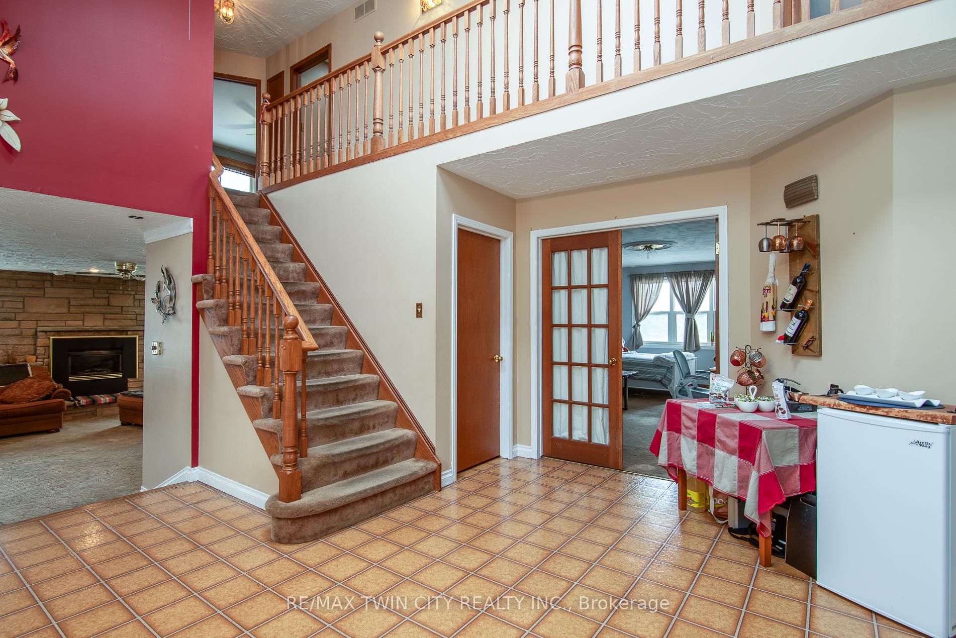 Photo 15 of 413 Foxhunt Place, Waterloo — HOMEH
