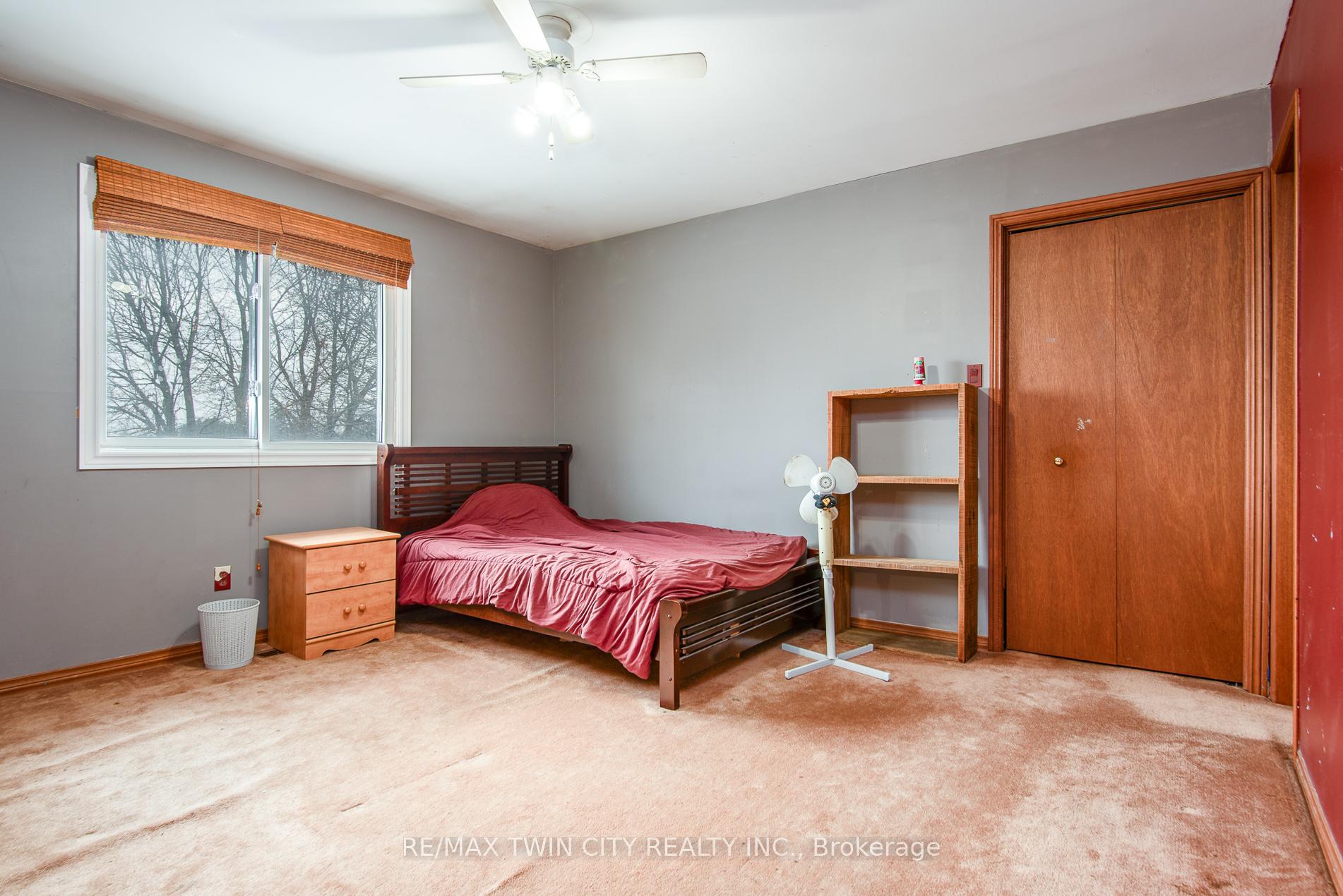 Photo 23 of 413 Foxhunt Place, Waterloo — HOMEH
