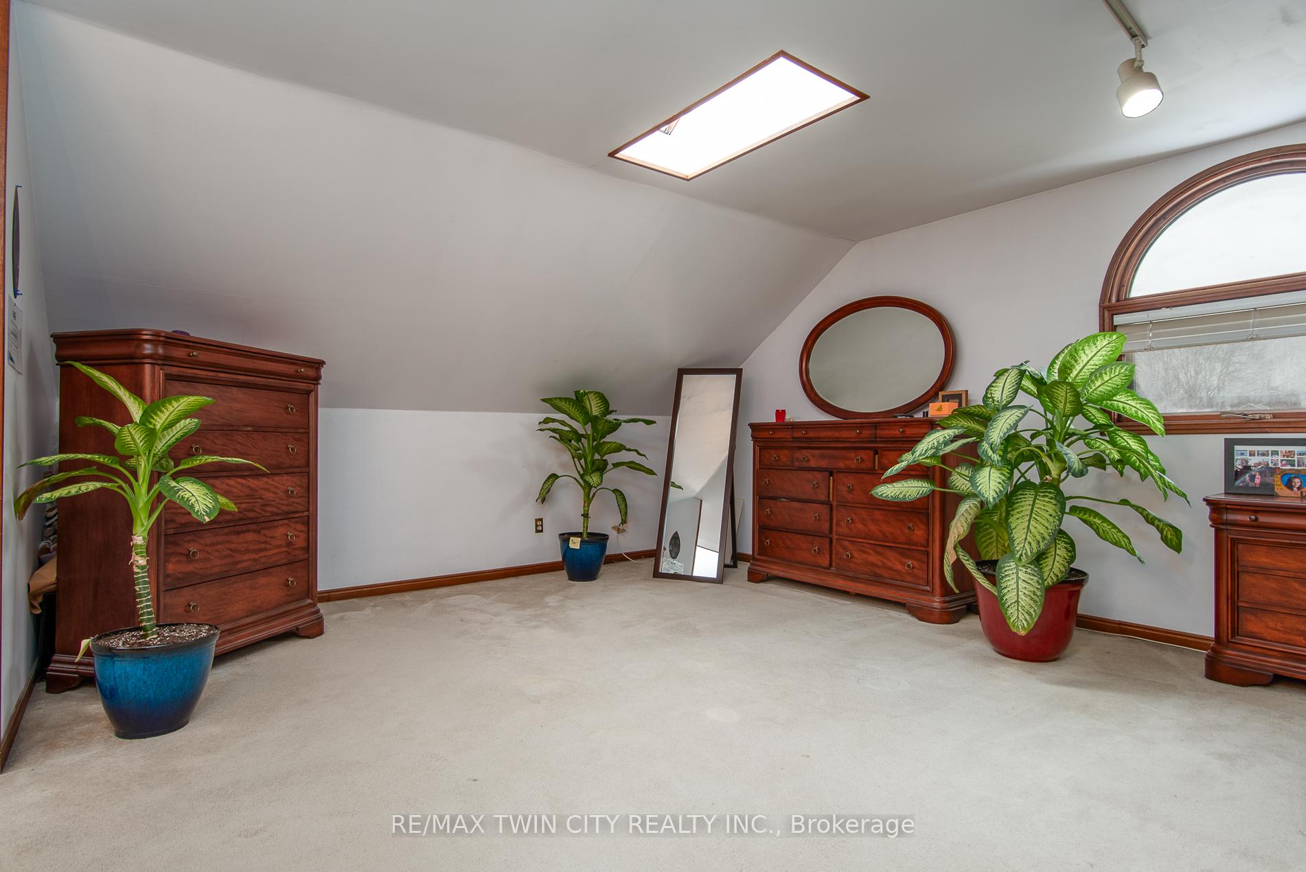 Photo 26 of 413 Foxhunt Place, Waterloo — HOMEH