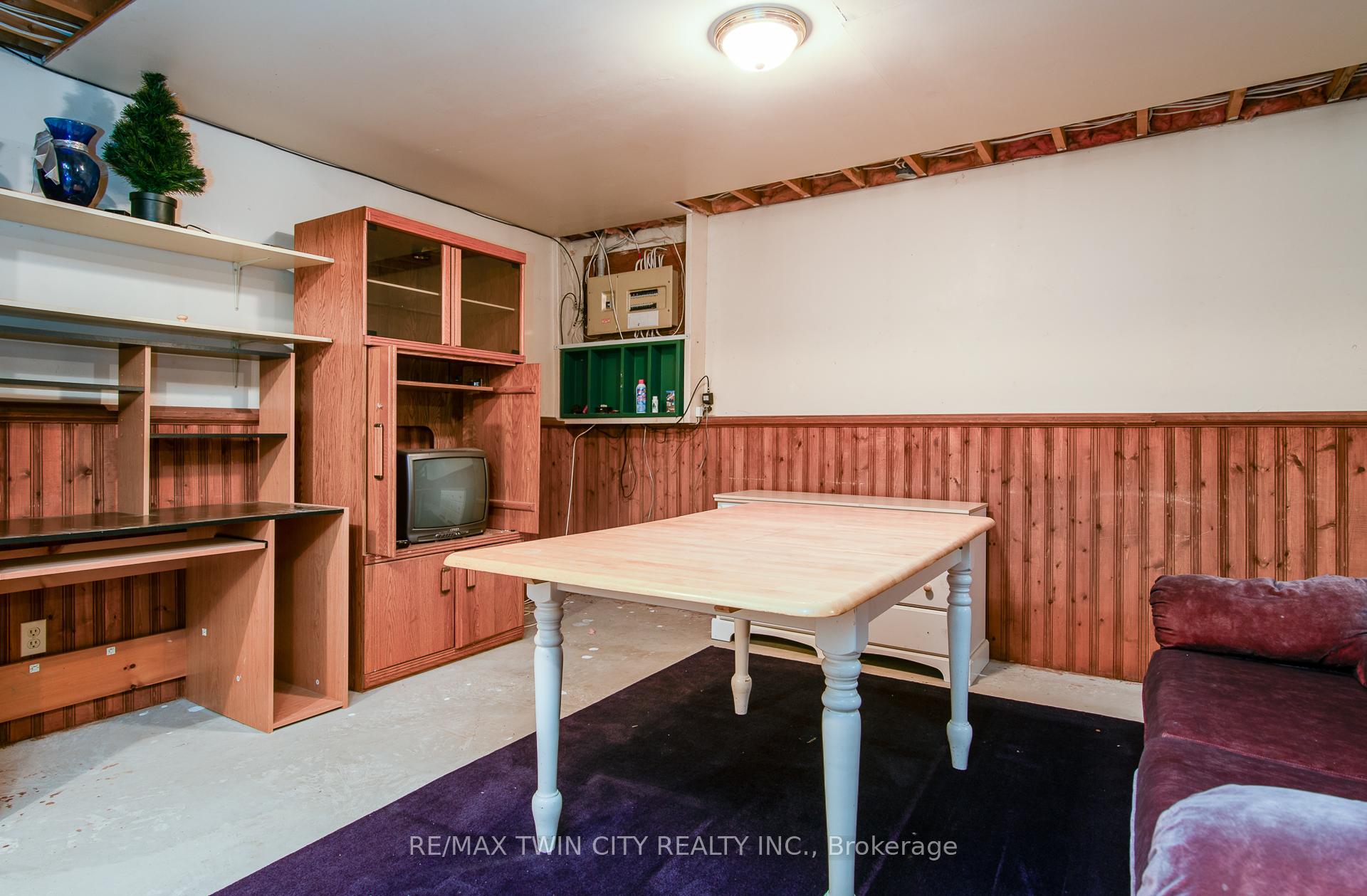 Photo 33 of 413 Foxhunt Place, Waterloo — HOMEH