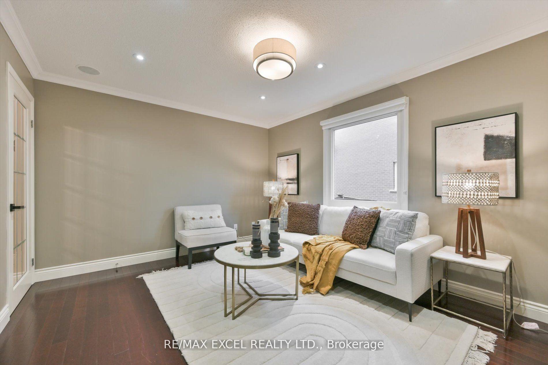 Photo 6 of 19 Sycamore Drive, Markham, Aileen-Willowbrook — HOMEH
