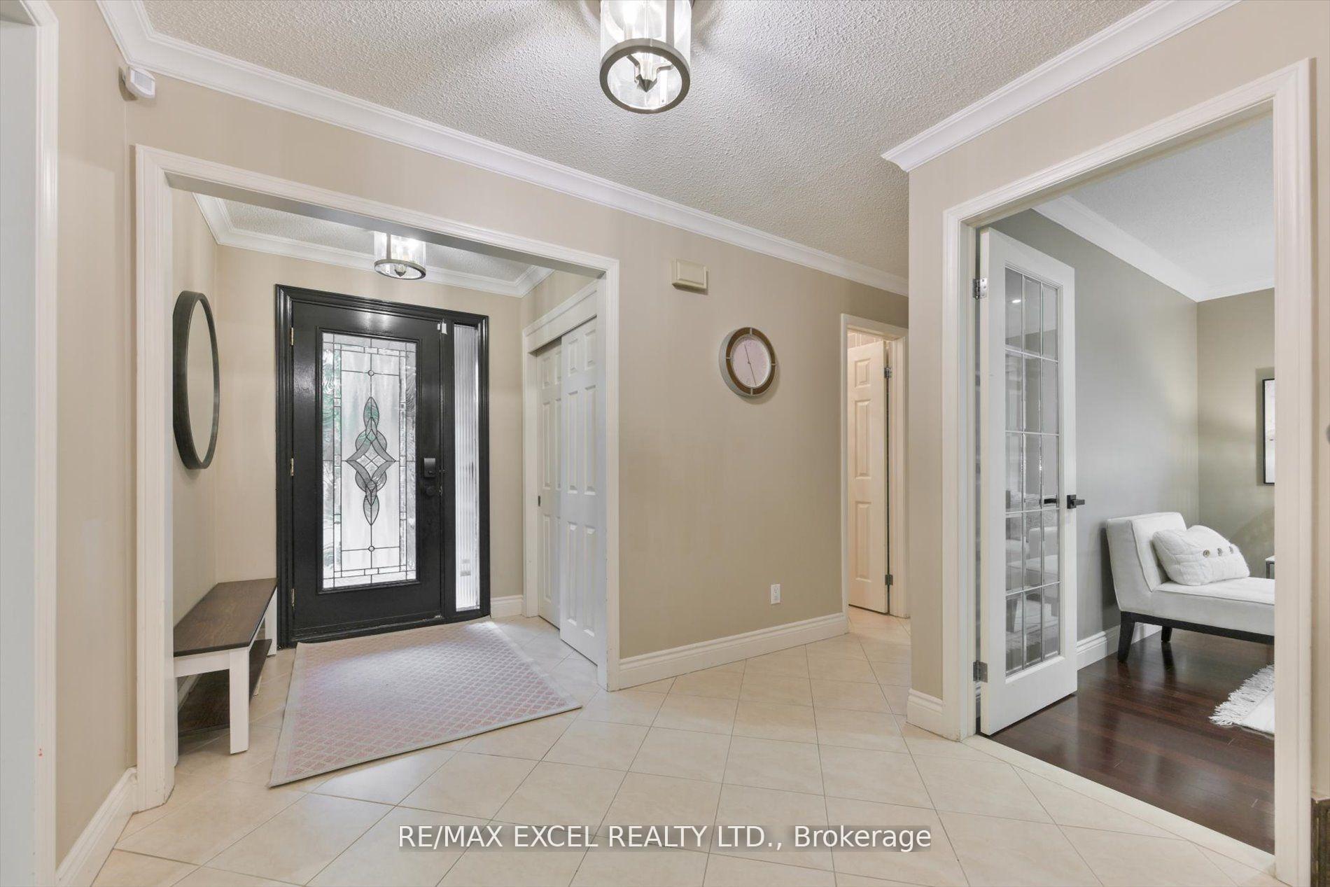 Photo 7 of 19 Sycamore Drive, Markham, Aileen-Willowbrook — HOMEH