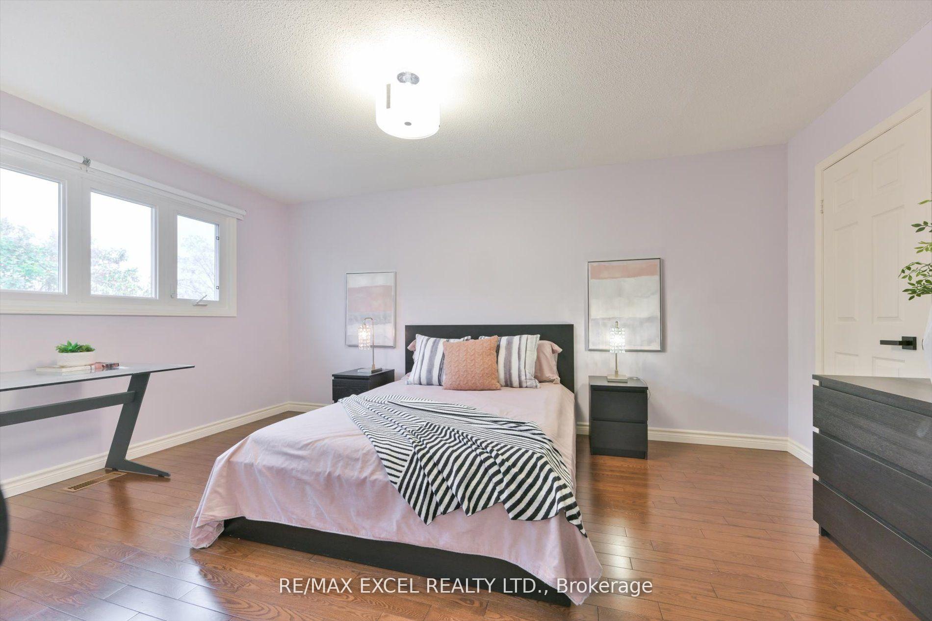Photo 26 of 19 Sycamore Drive, Markham, Aileen-Willowbrook — HOMEH