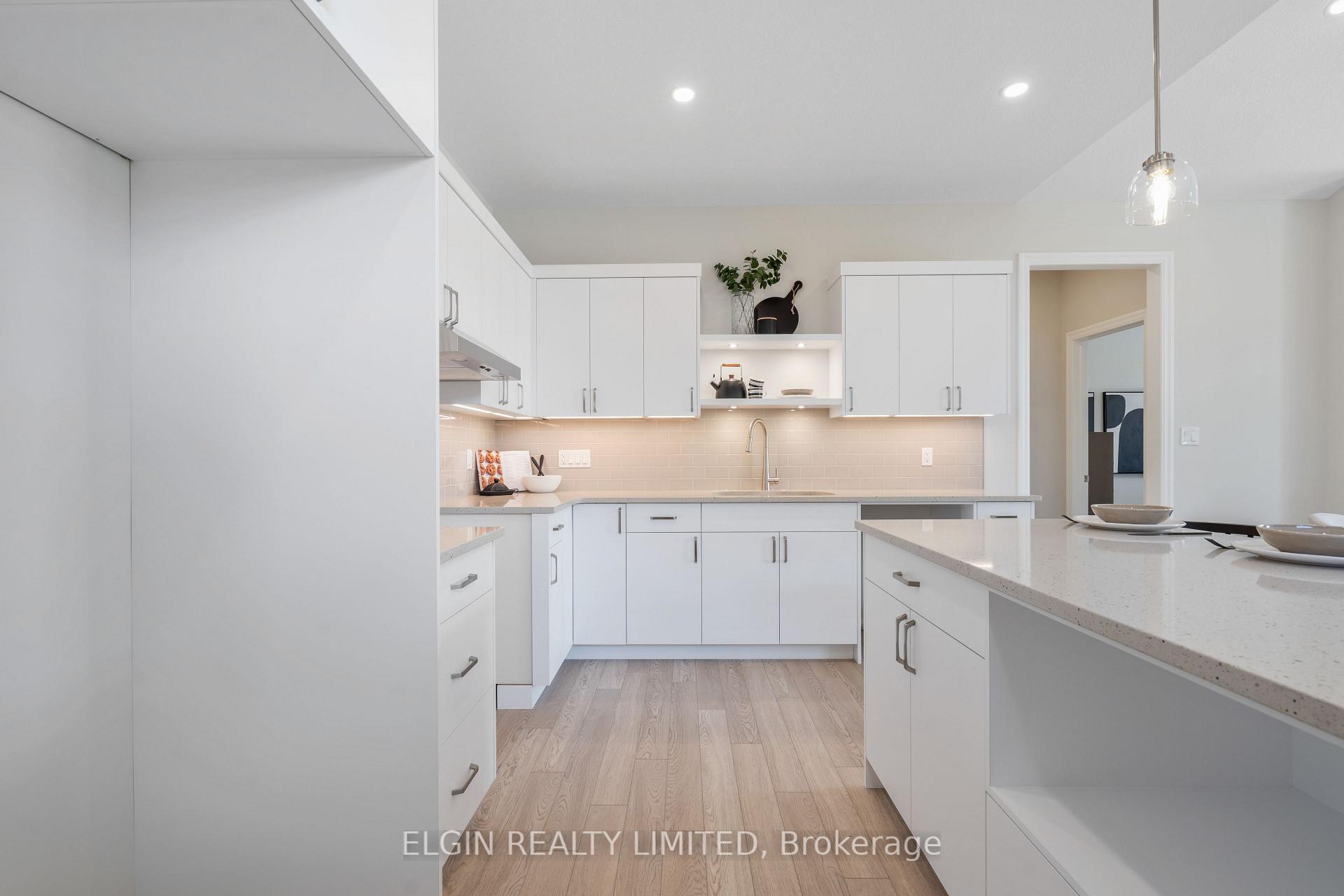Photo 5 of 61 Willow Drive, Aylmer — HOMEH