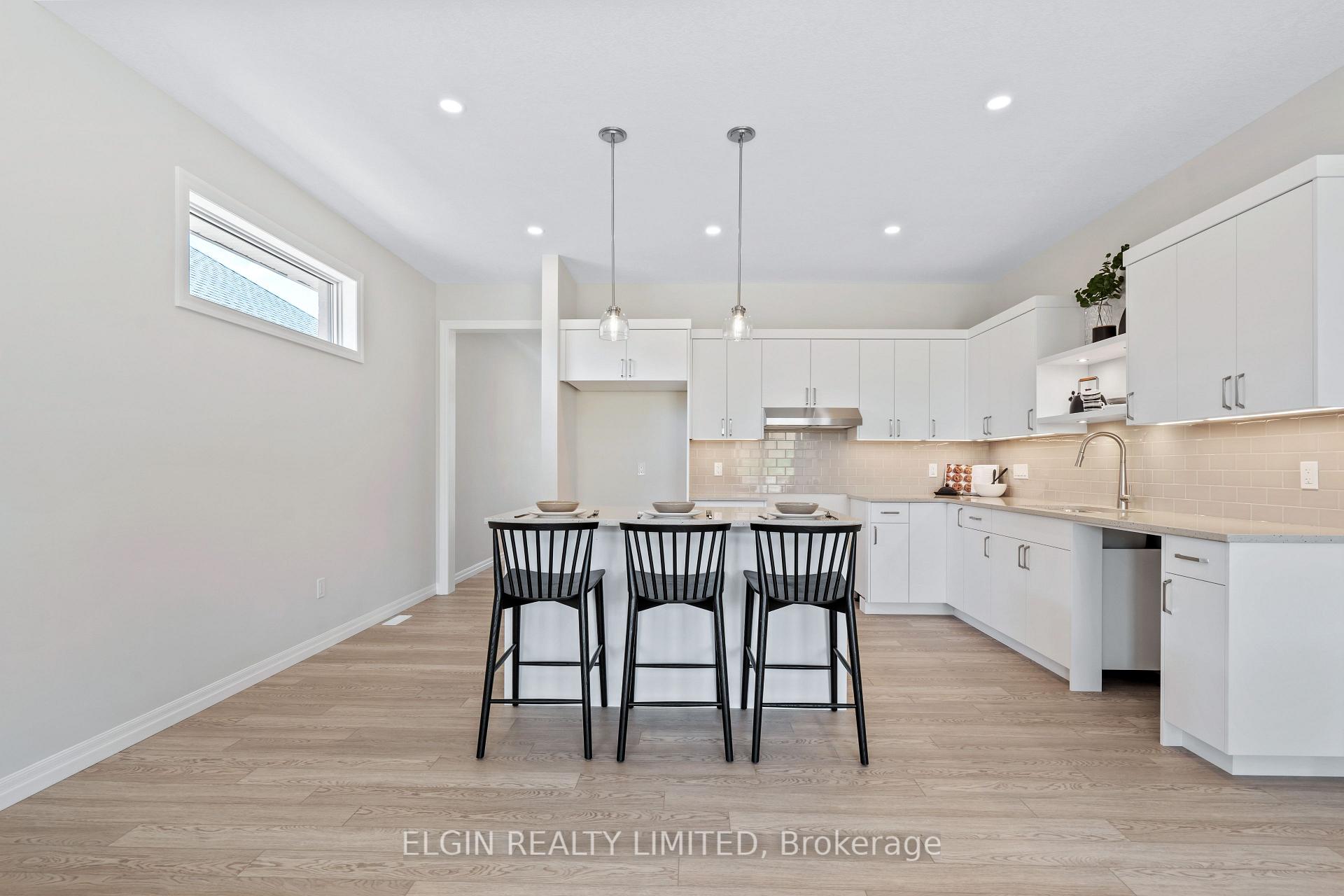 Photo 8 of 61 Willow Drive, Aylmer — HOMEH