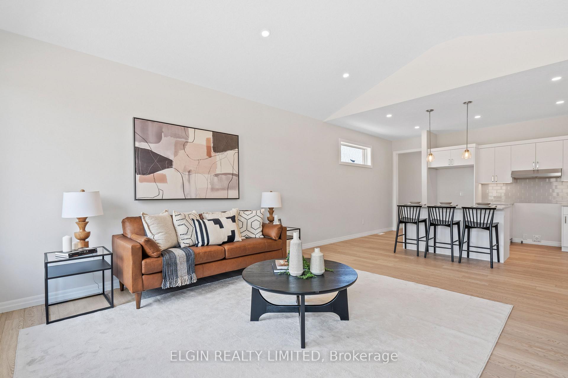 Photo 16 of 61 Willow Drive, Aylmer — HOMEH