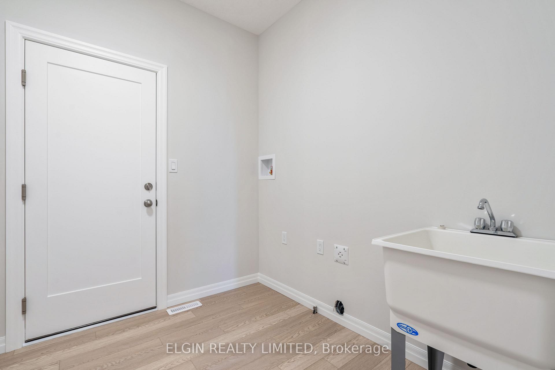 Photo 23 of 61 Willow Drive, Aylmer — HOMEH