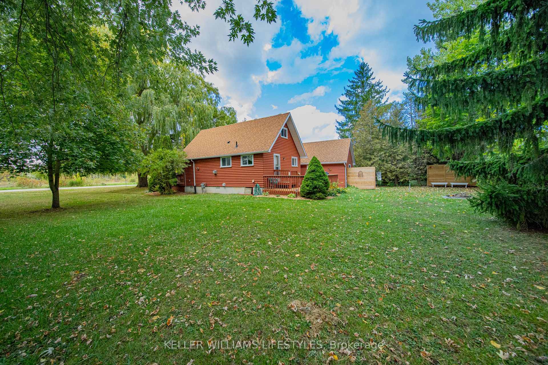 Photo 12 of 33742 Staffa Road, Bluewater, Zurich — HOMEH