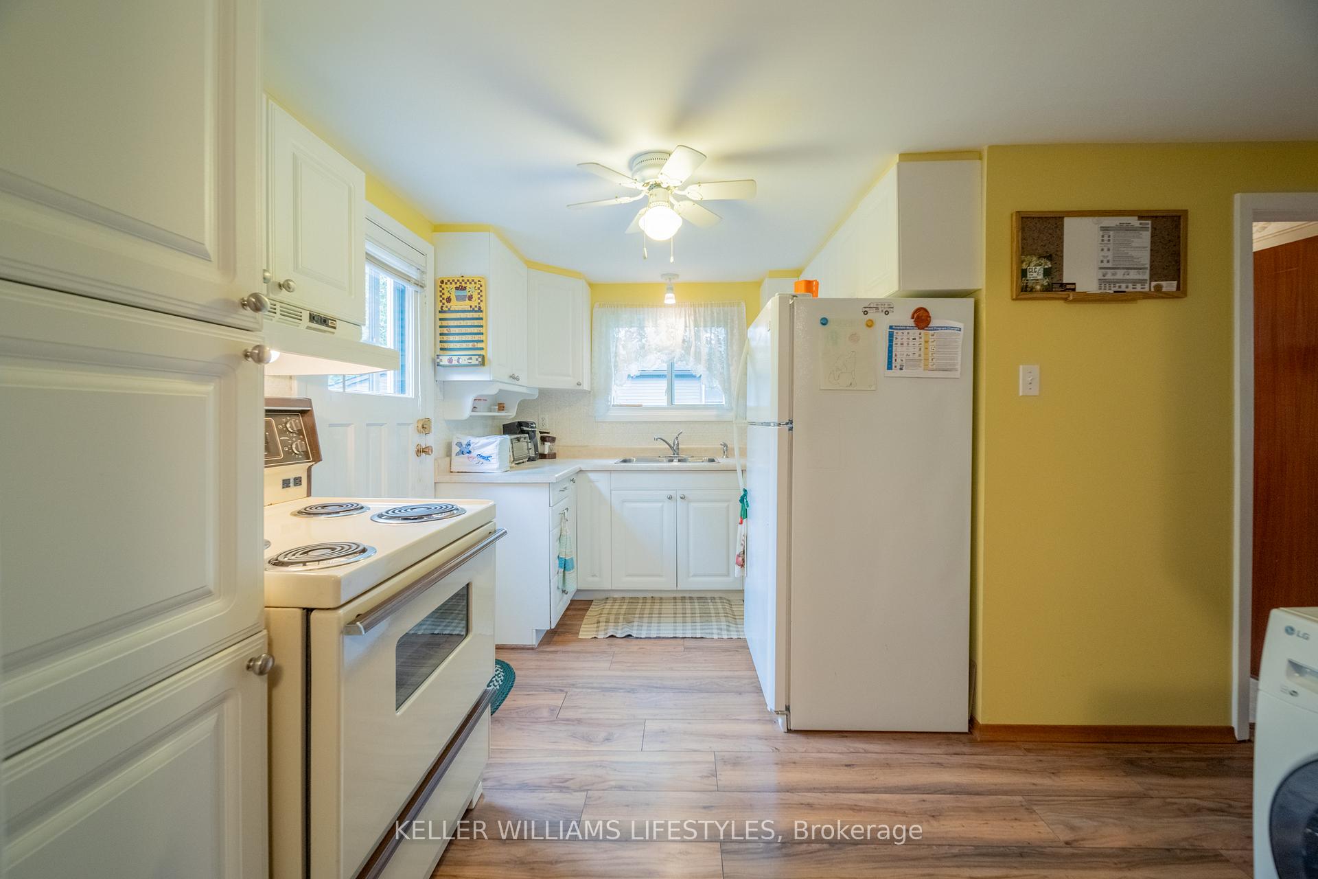 Photo 15 of 33742 Staffa Road, Bluewater, Zurich — HOMEH