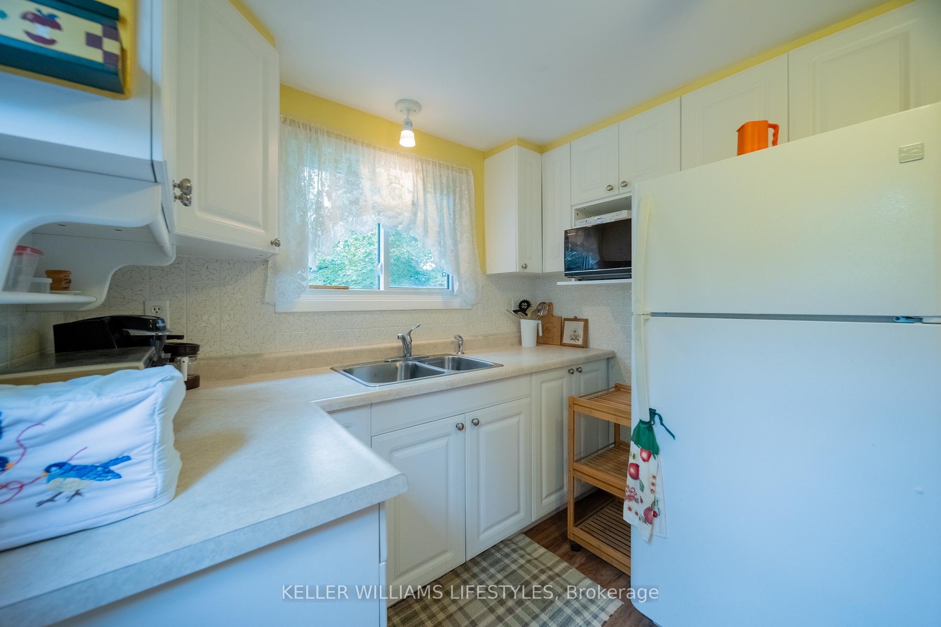 Photo 16 of 33742 Staffa Road, Bluewater, Zurich — HOMEH