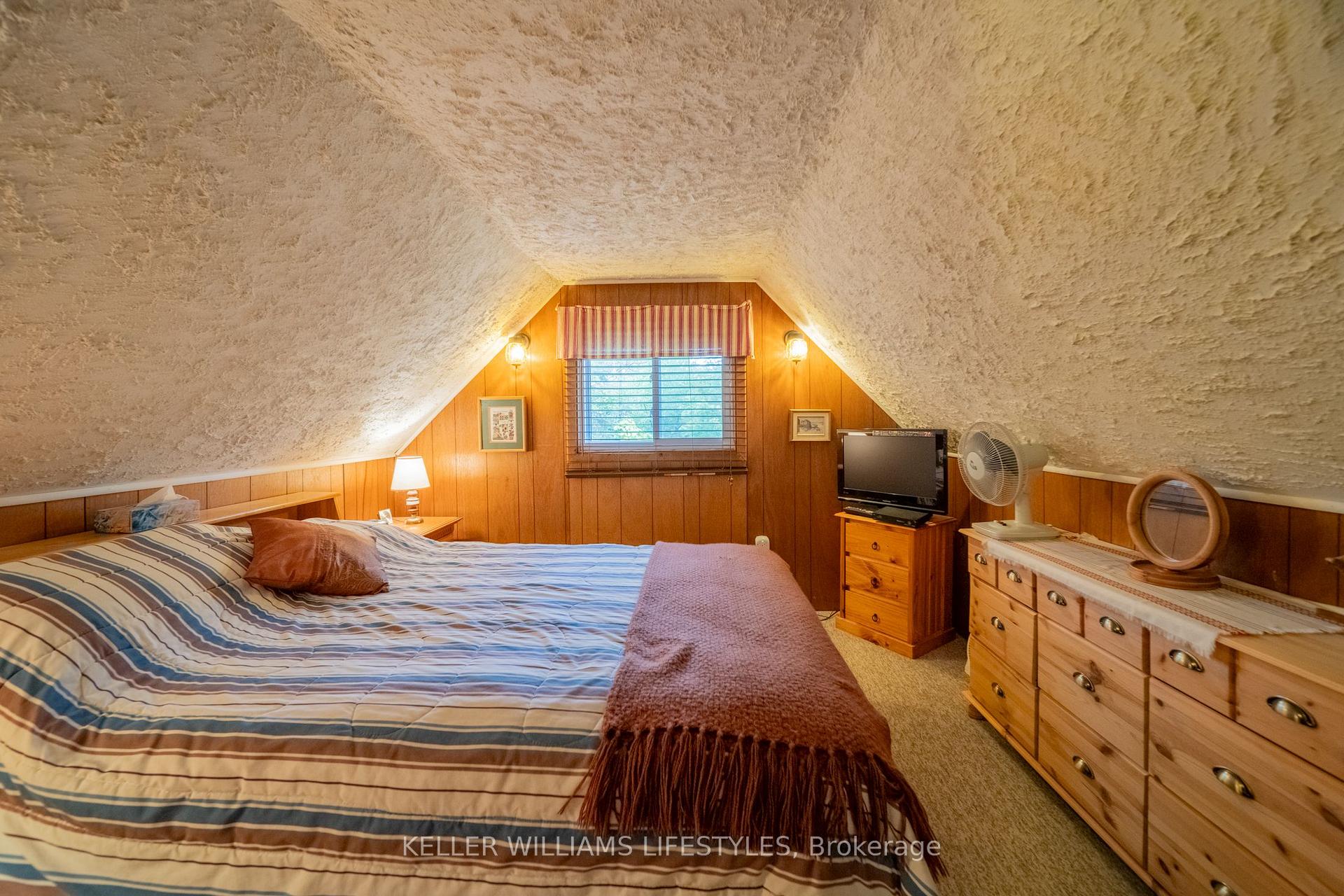 Photo 30 of 33742 Staffa Road, Bluewater, Zurich — HOMEH
