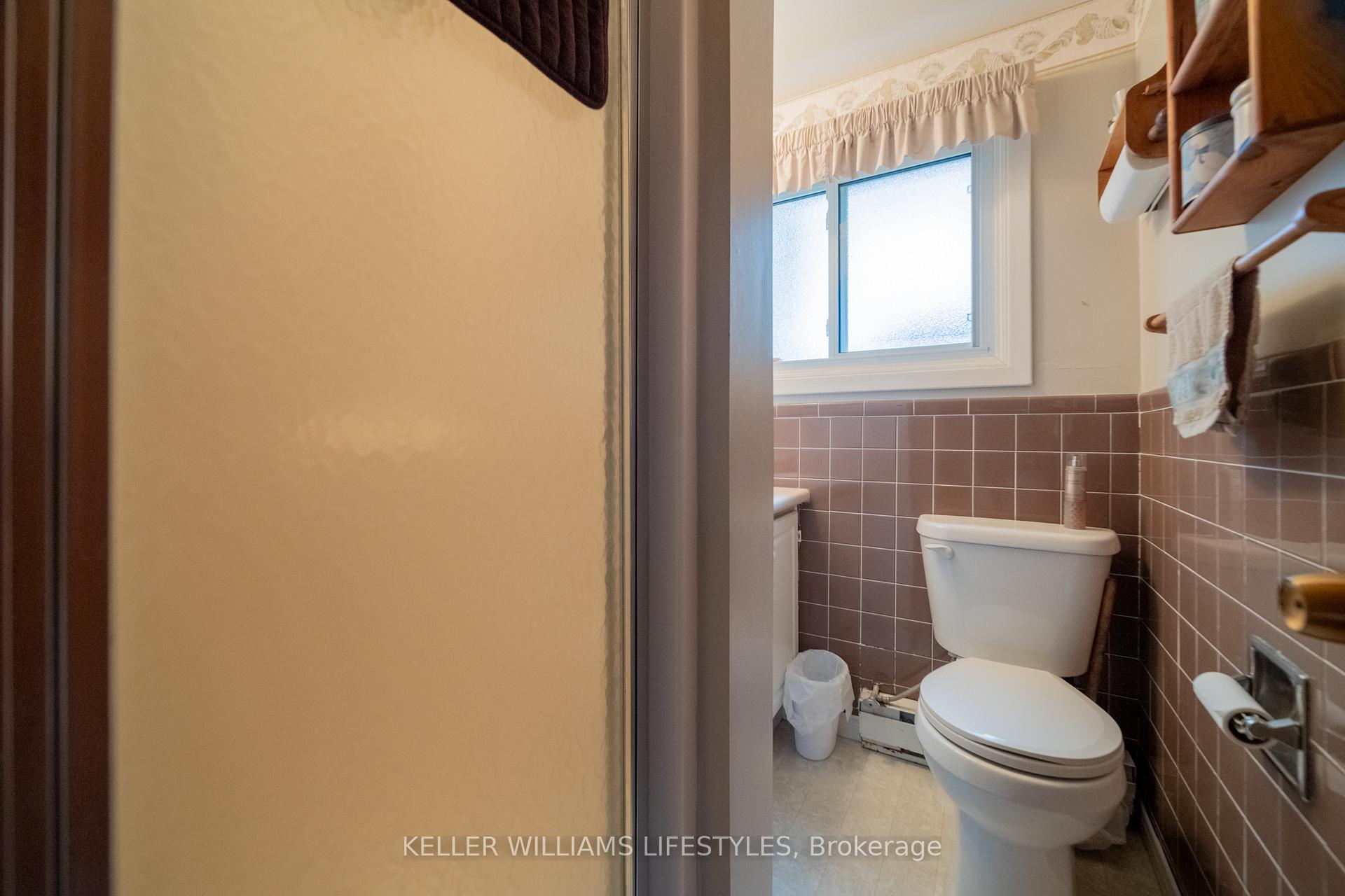Photo 35 of 33742 Staffa Road, Bluewater, Zurich — HOMEH