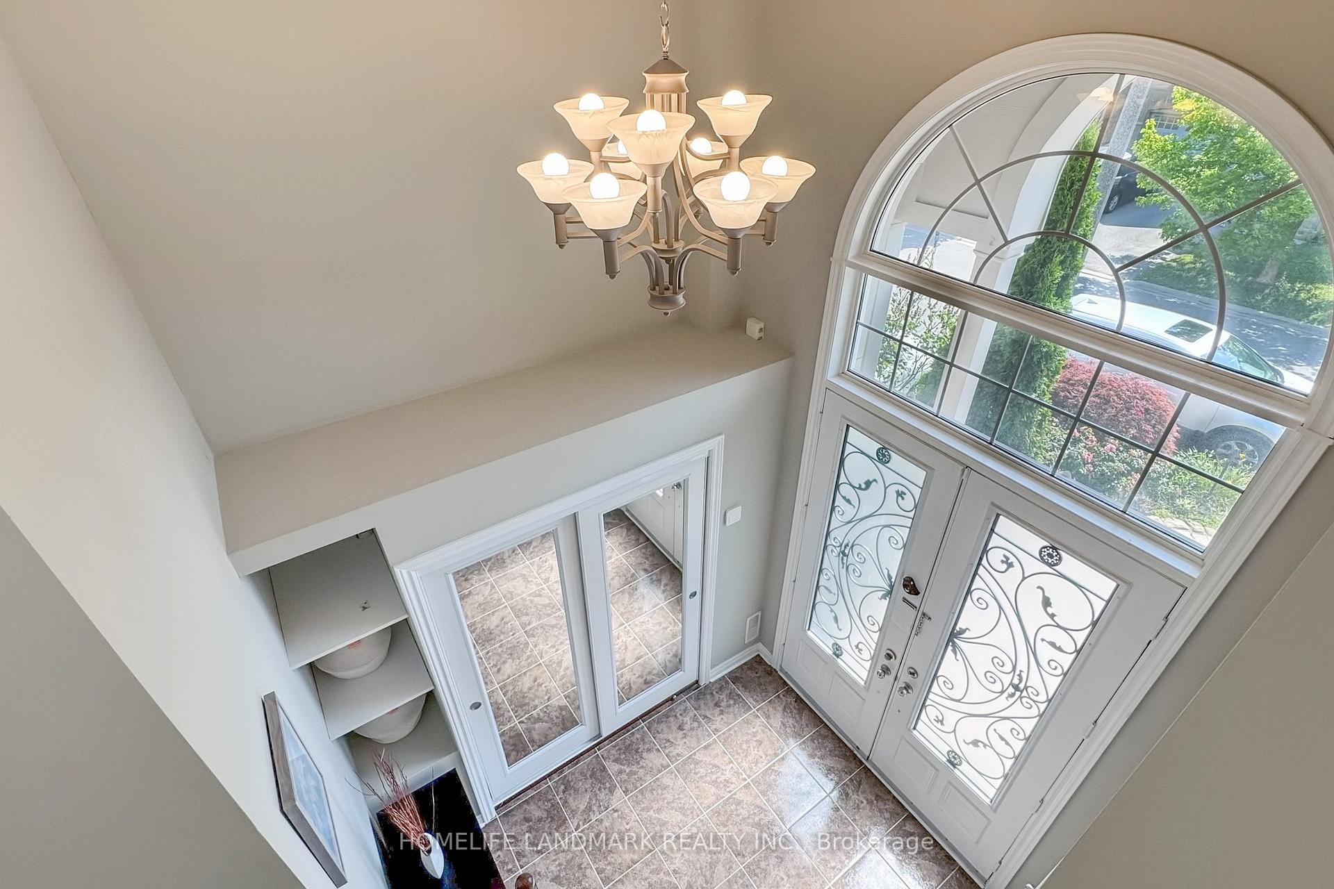 Photo 3 of 27 Gamla Road, Vaughan, Patterson — HOMEH