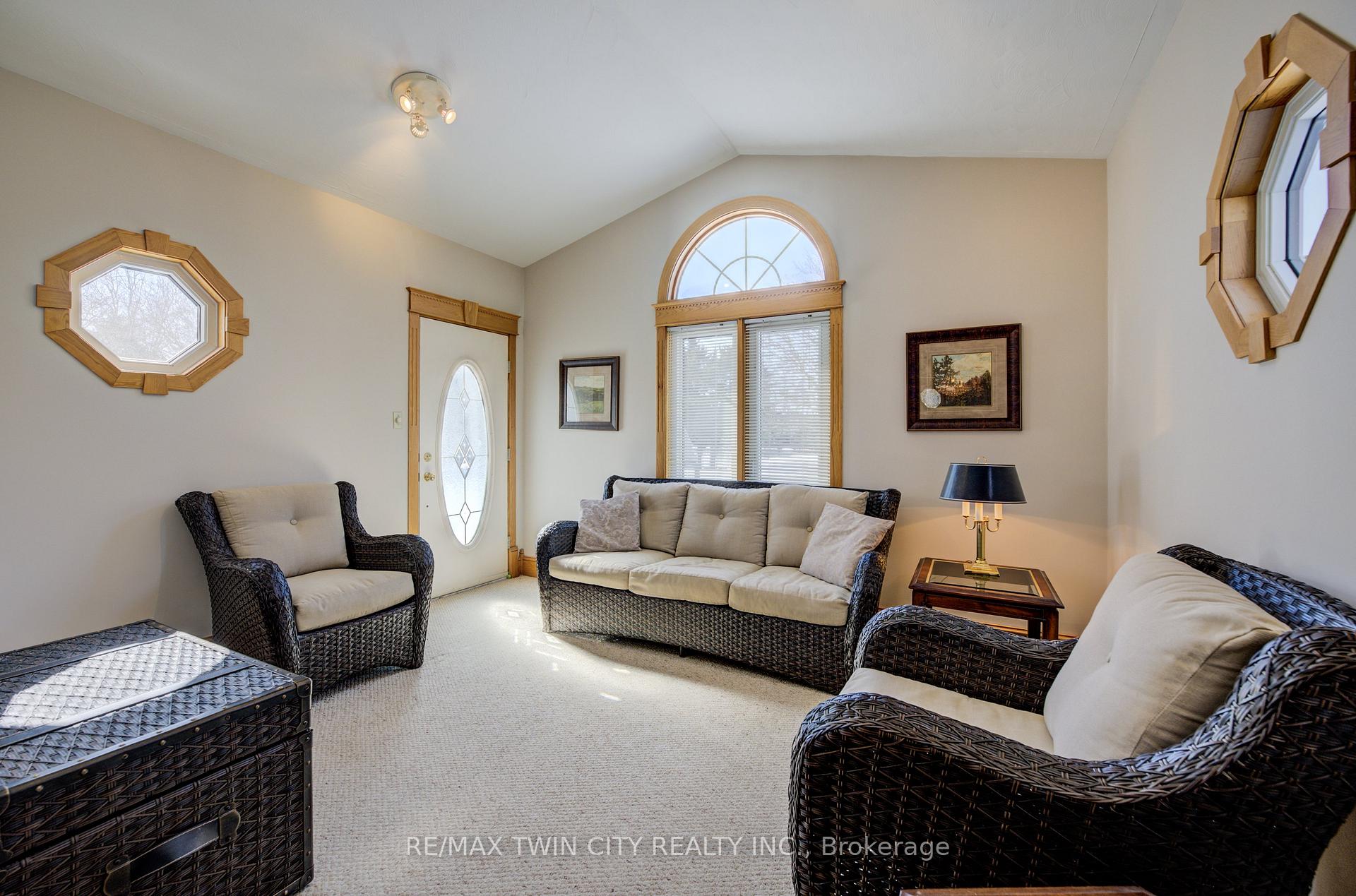 Photo 9 of 20 Vienna Crescent, Woolwich — HOMEH