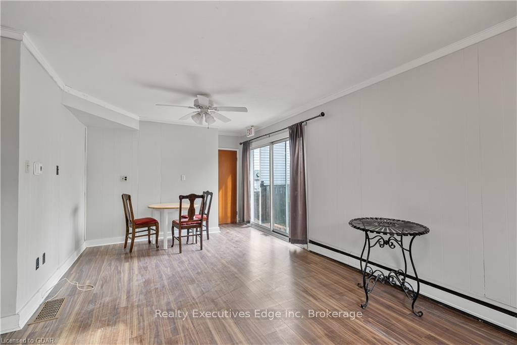 Photo 5 of 18 Culpepper Drive, Waterloo — HOMEH