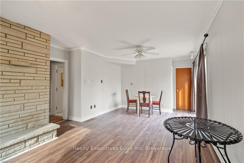 Photo 6 of 18 Culpepper Drive, Waterloo — HOMEH