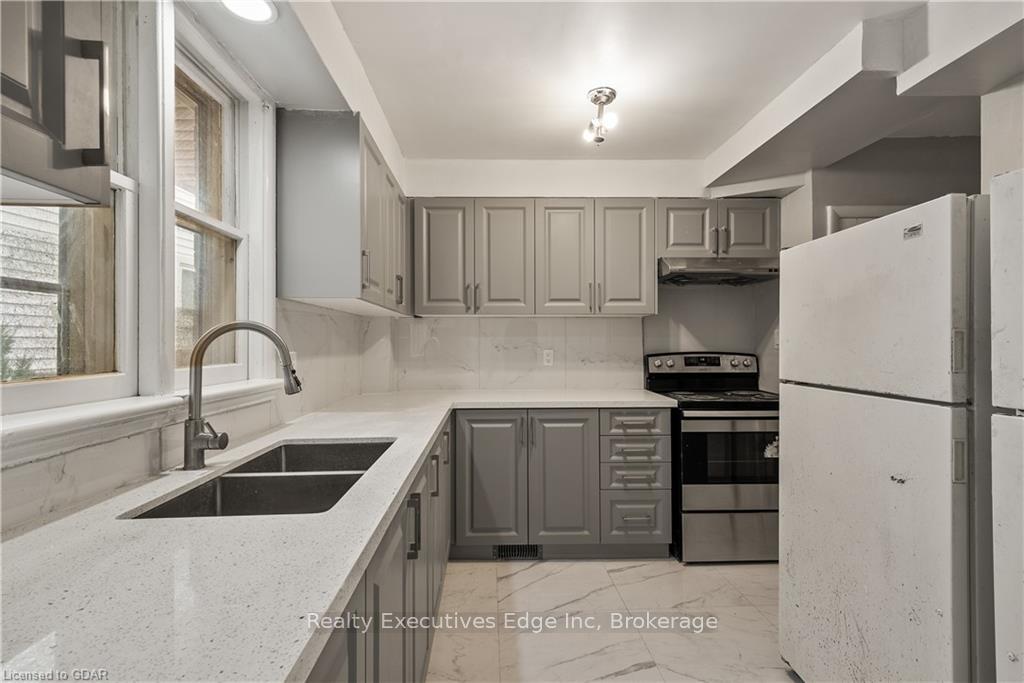 Photo 9 of 18 Culpepper Drive, Waterloo — HOMEH