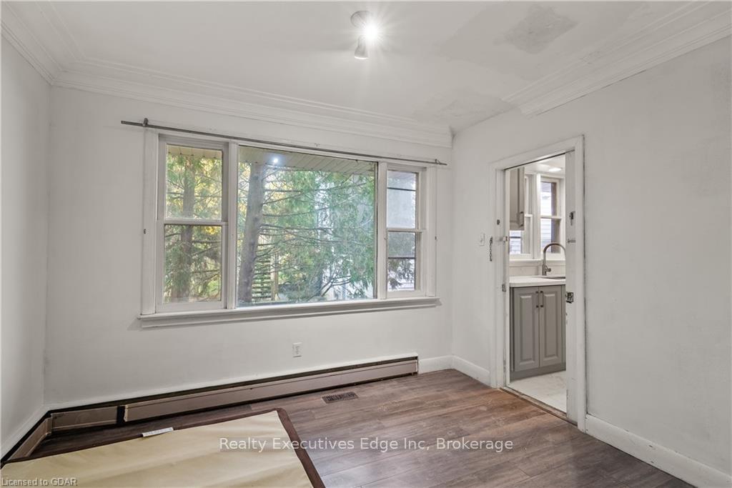 Photo 15 of 18 Culpepper Drive, Waterloo — HOMEH