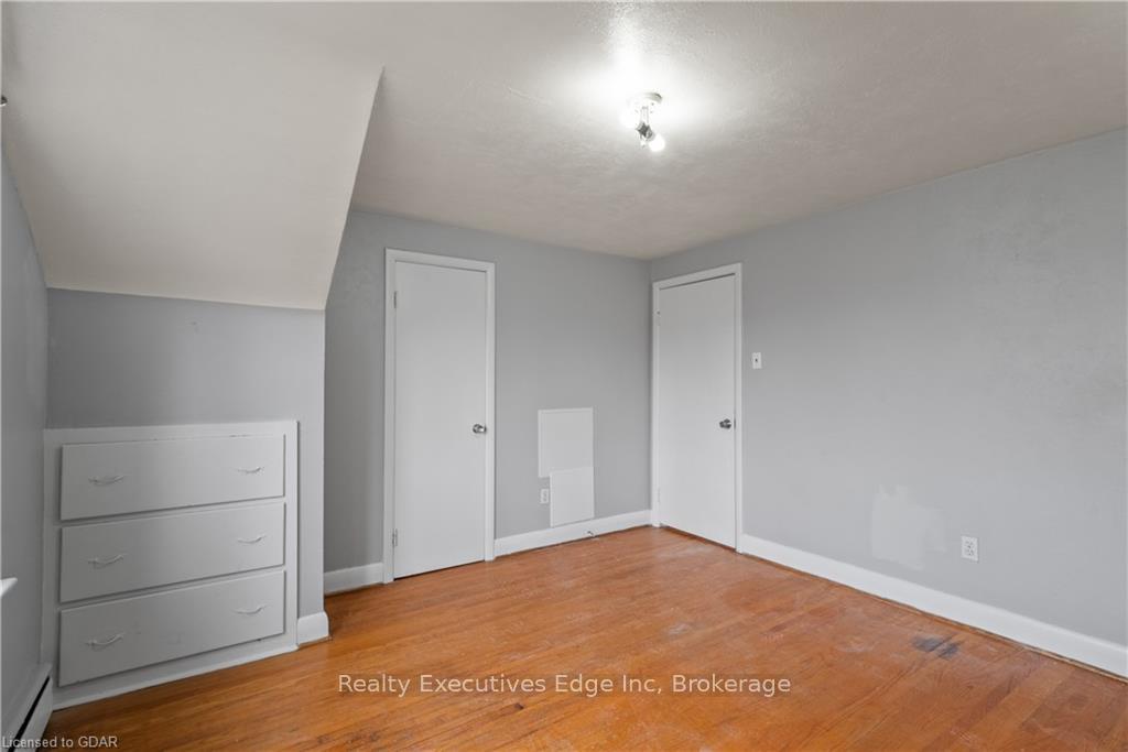 Photo 19 of 18 Culpepper Drive, Waterloo — HOMEH