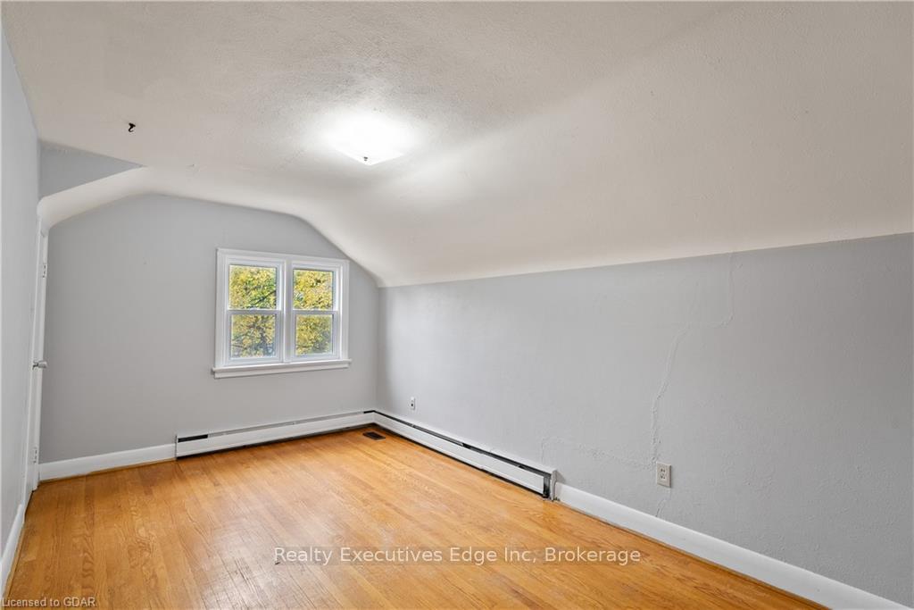 Photo 23 of 18 Culpepper Drive, Waterloo — HOMEH