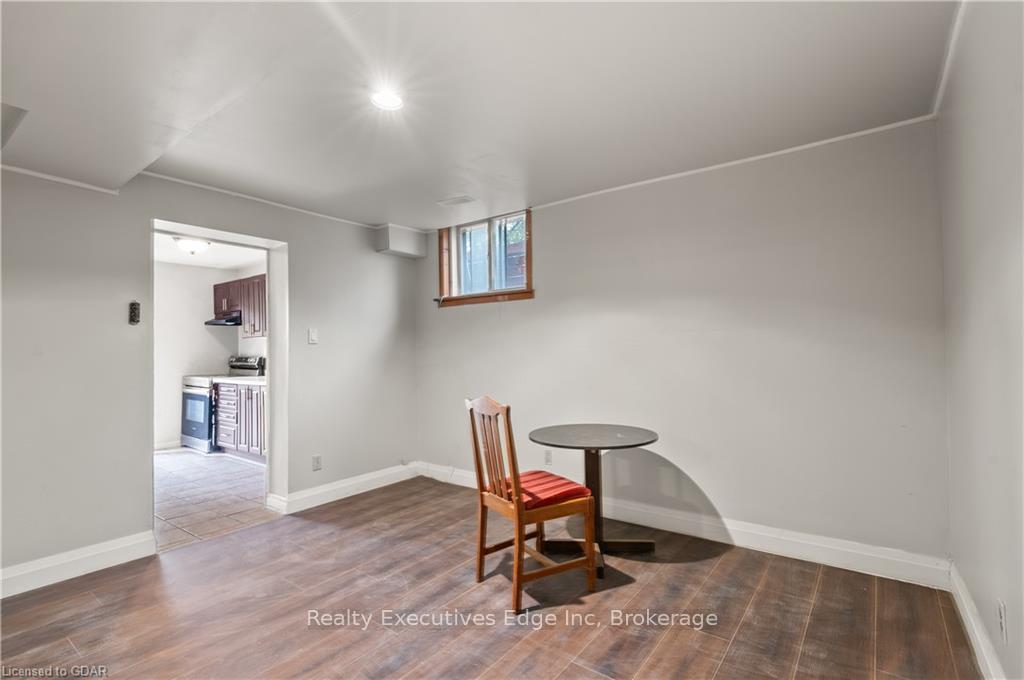 Photo 30 of 18 Culpepper Drive, Waterloo — HOMEH