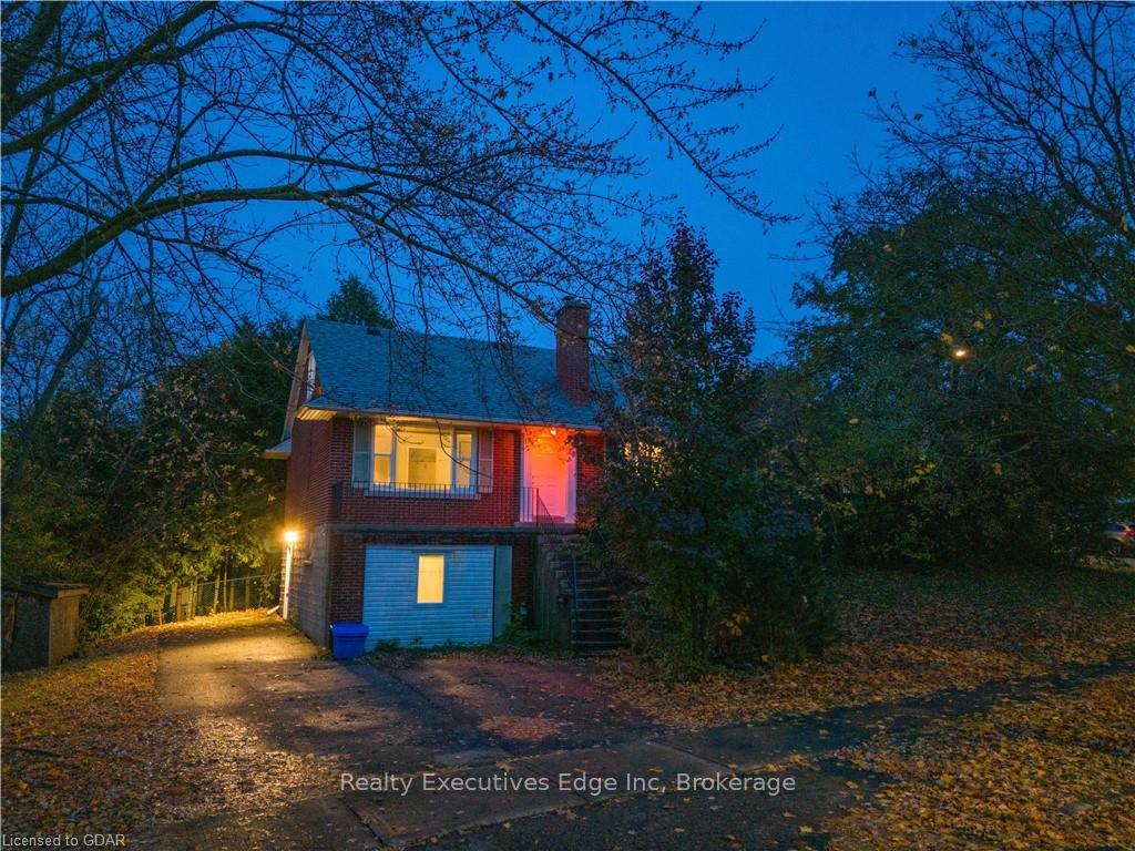 Photo 45 of 18 Culpepper Drive, Waterloo — HOMEH