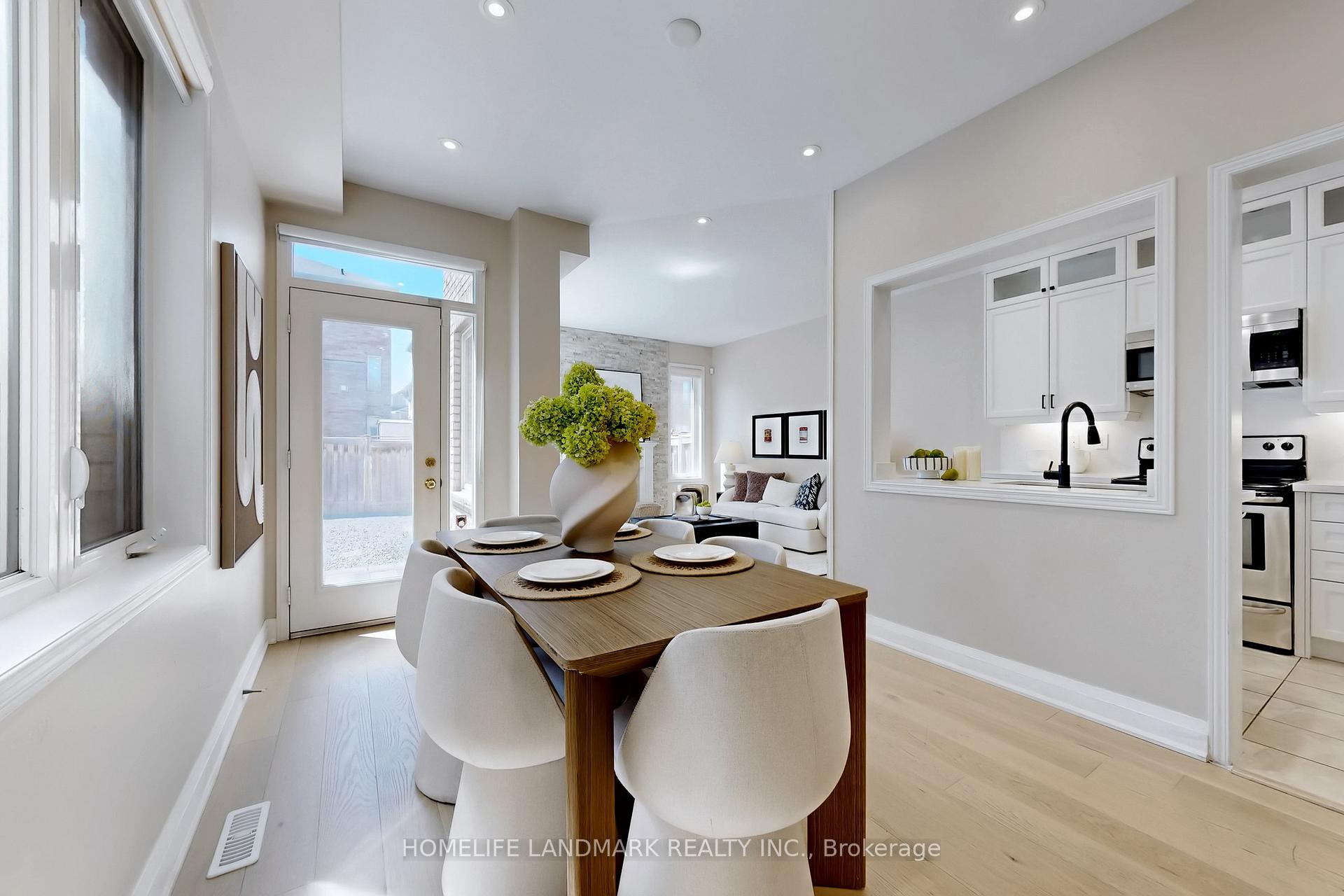 Photo 9 of 115 Big Hill Crescent, Vaughan, Patterson — HOMEH