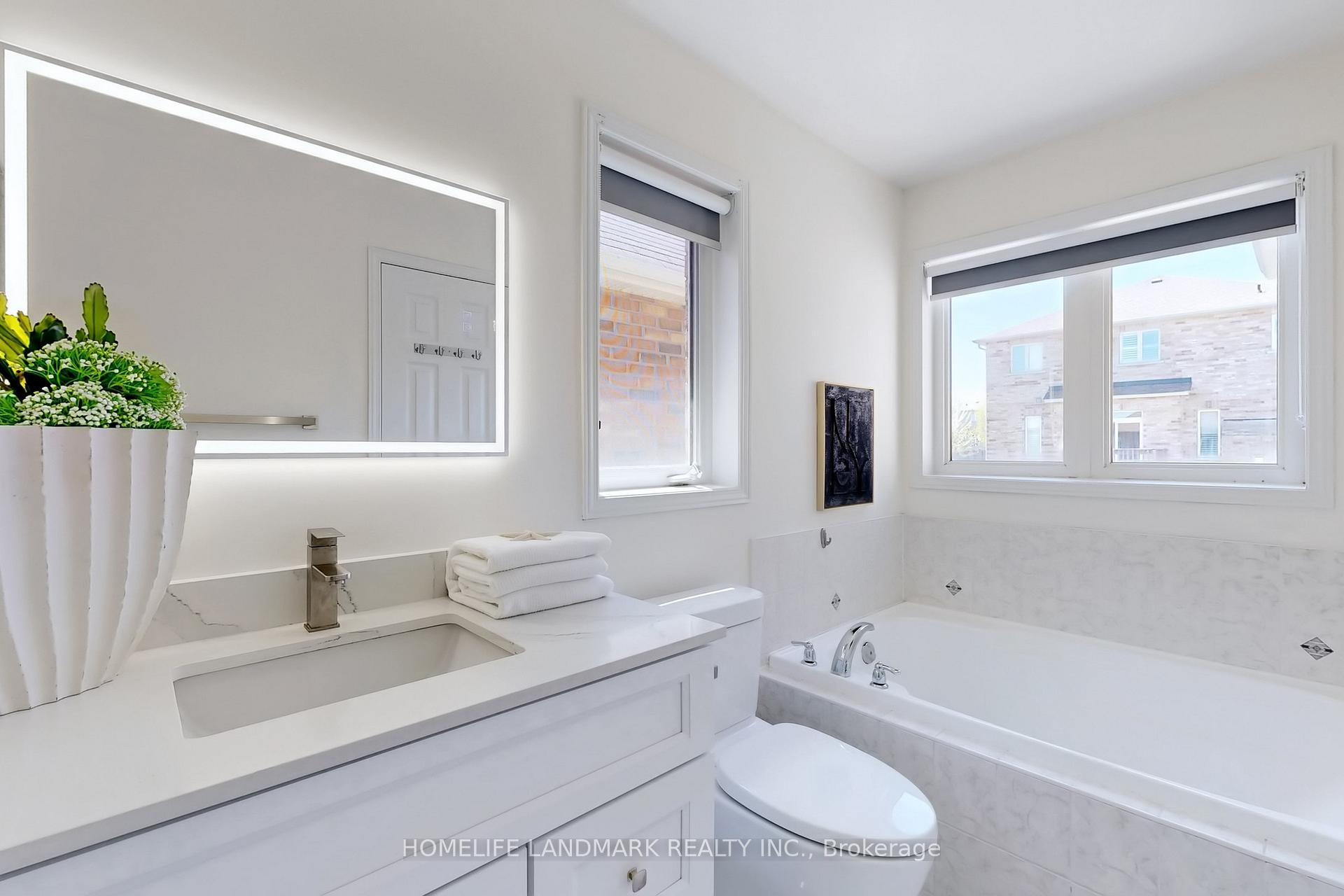 Photo 21 of 115 Big Hill Crescent, Vaughan, Patterson — HOMEH