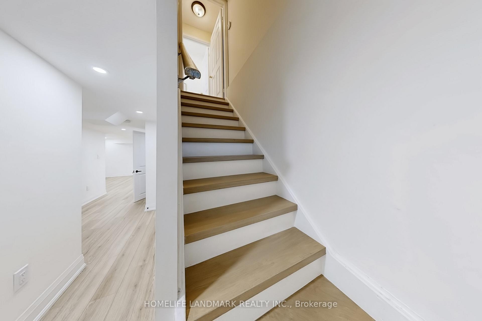 Photo 31 of 115 Big Hill Crescent, Vaughan, Patterson — HOMEH