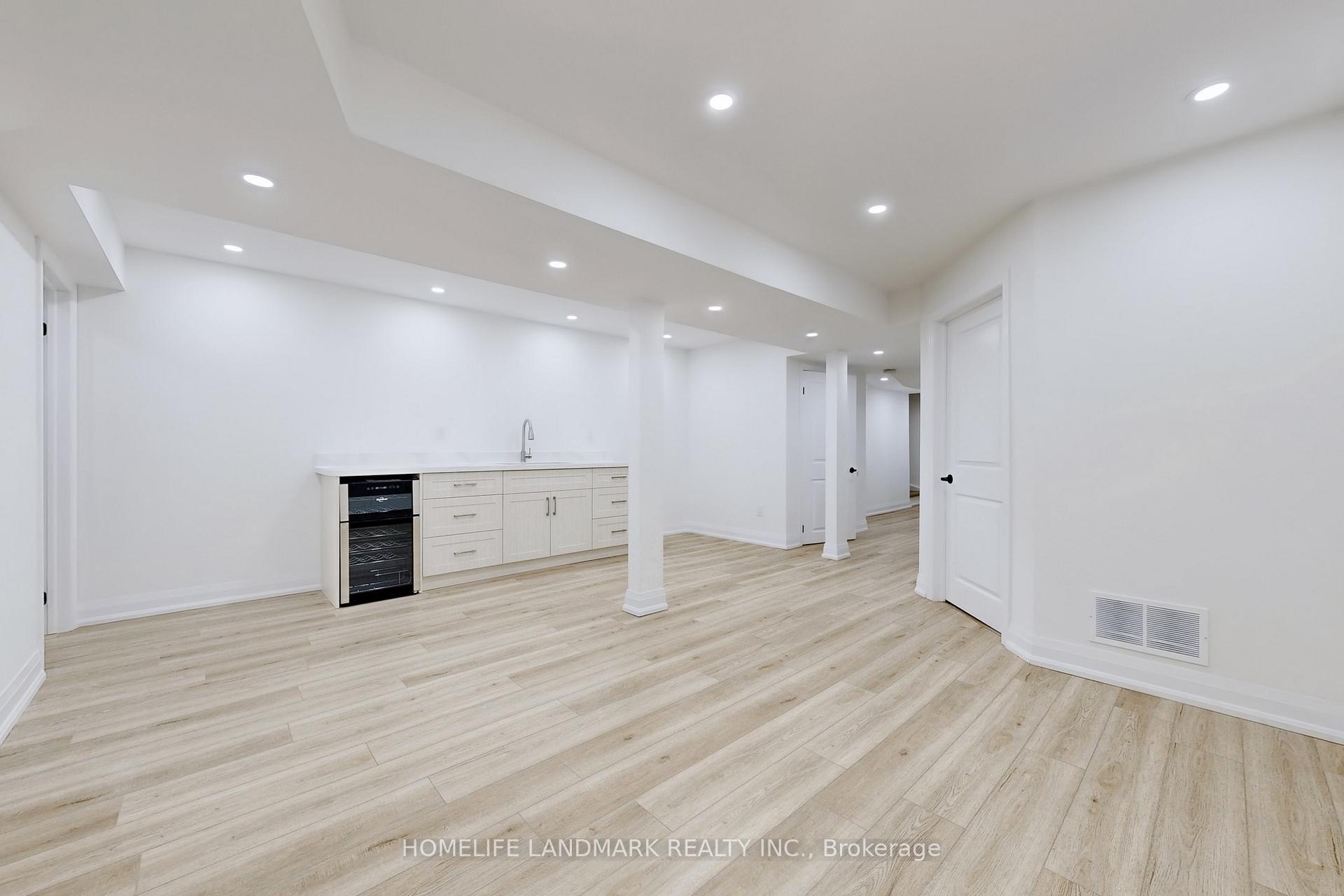 Photo 32 of 115 Big Hill Crescent, Vaughan, Patterson — HOMEH