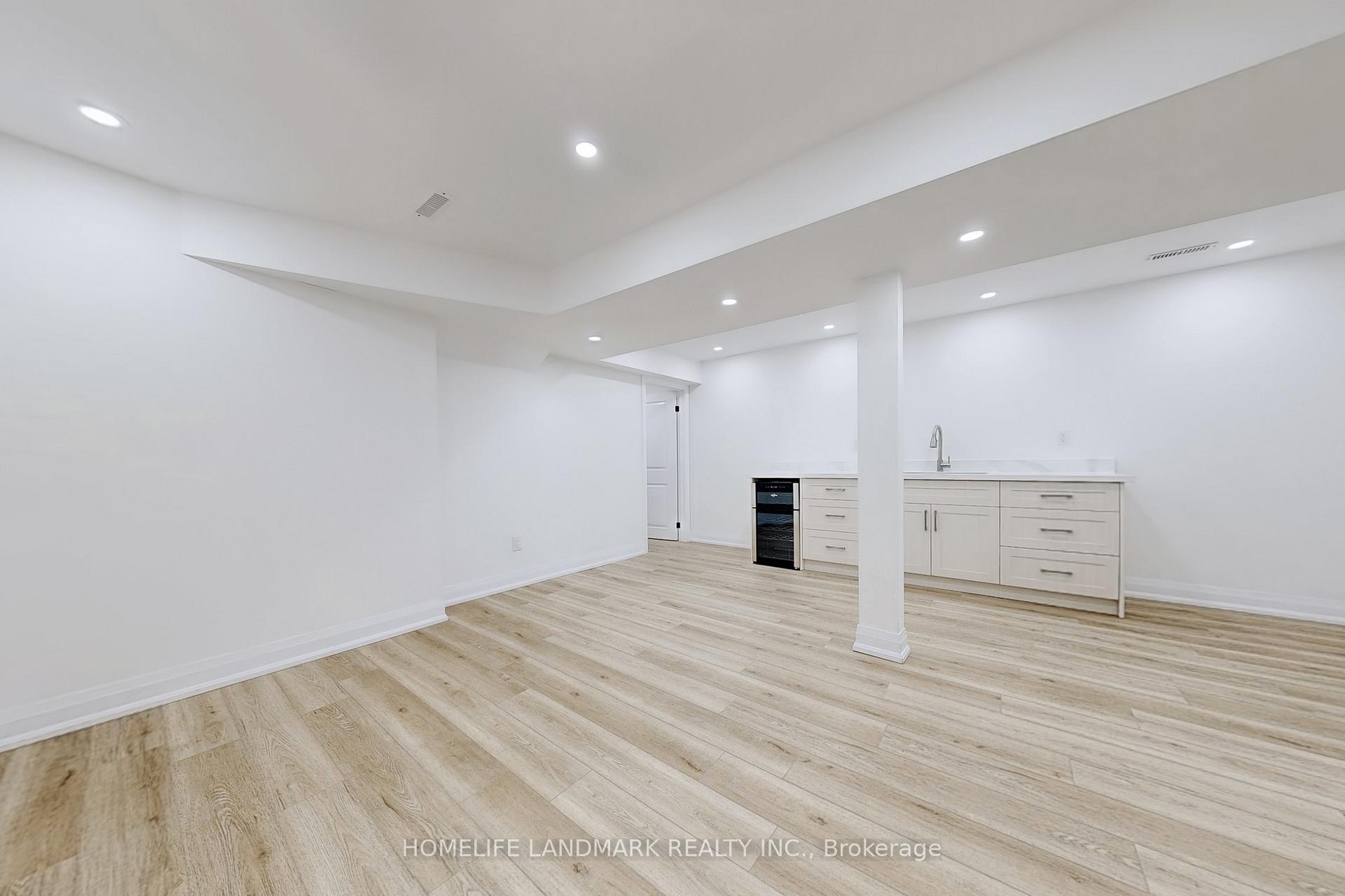 Photo 33 of 115 Big Hill Crescent, Vaughan, Patterson — HOMEH