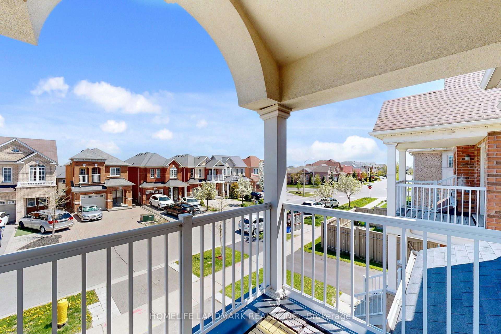 Photo 39 of 115 Big Hill Crescent, Vaughan, Patterson — HOMEH