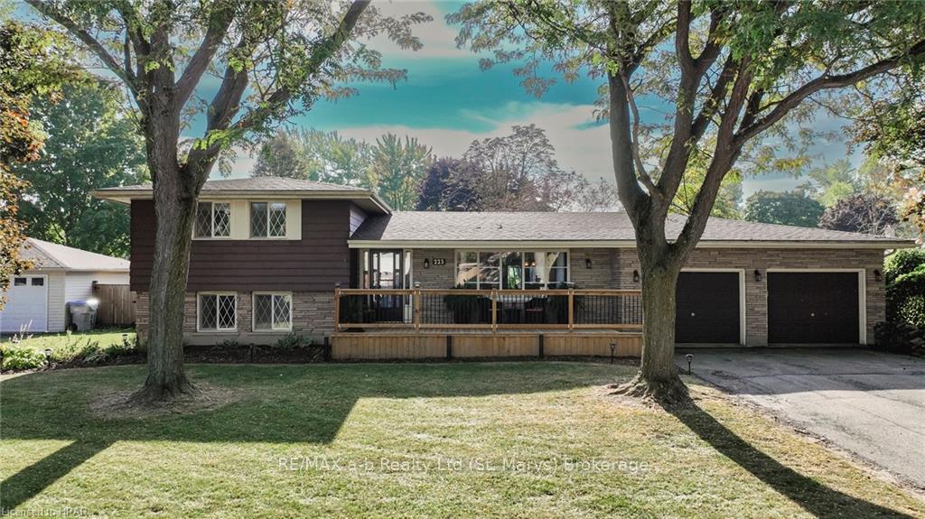 Photo 1 of 223 Coulton Drive, West Perth, Mitchell — HOMEH